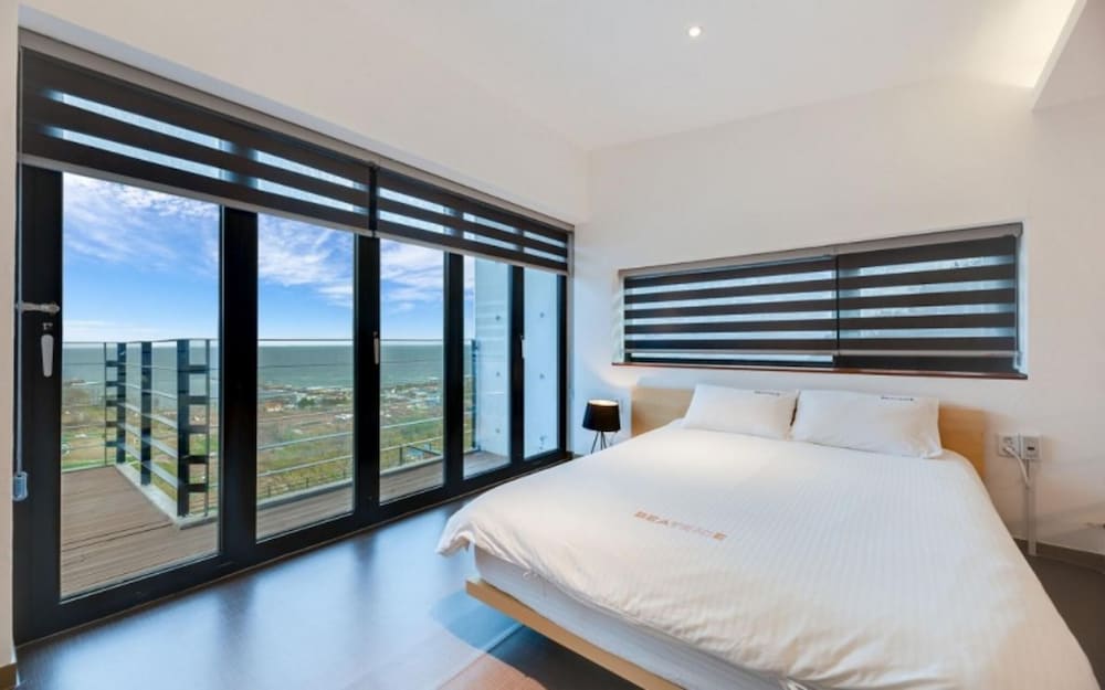 Uljin Beatrice Pool Villa