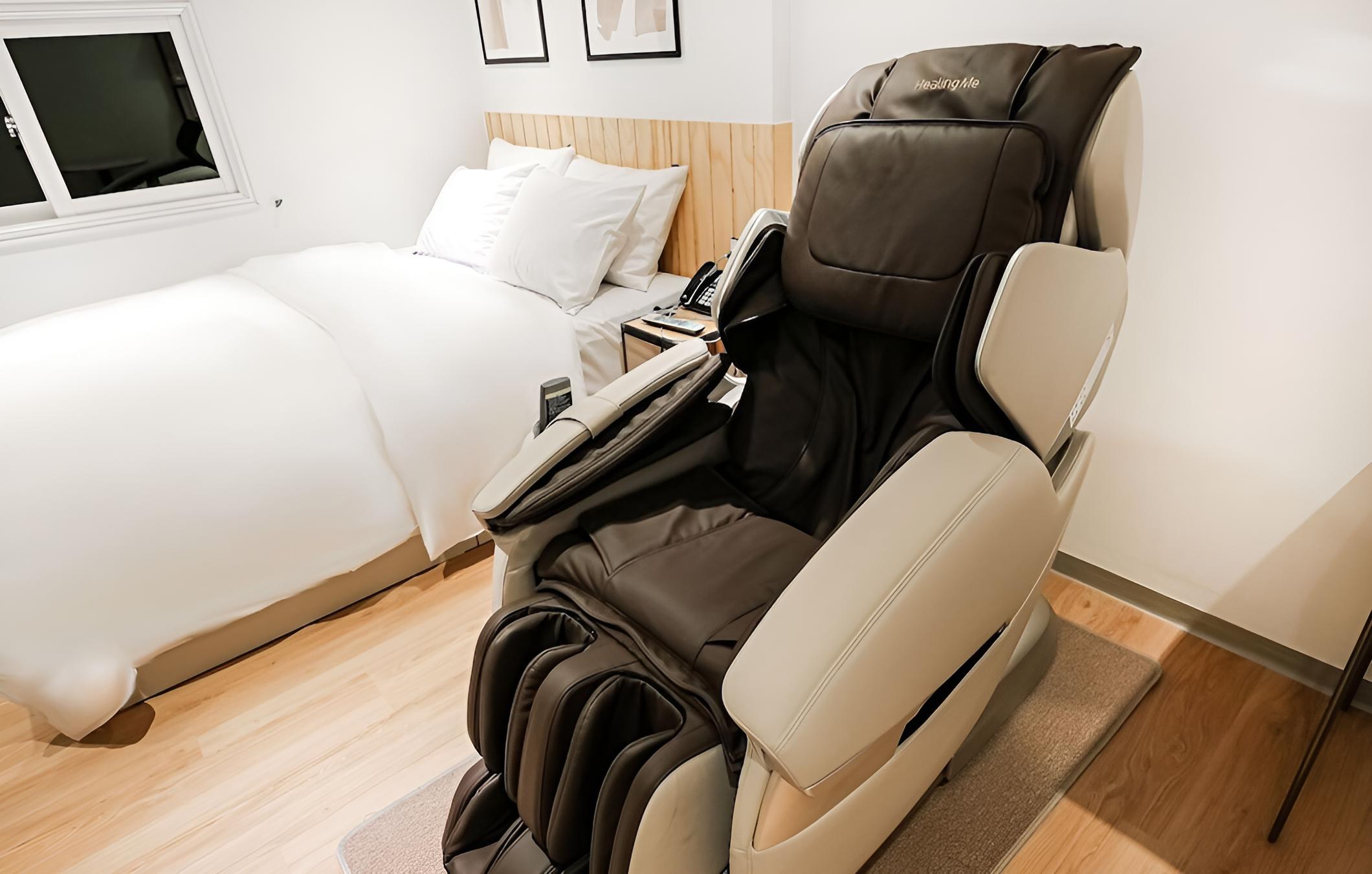 Cheongju Business Hotel JA