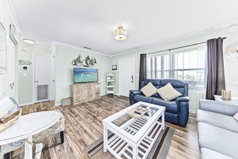 Gulf View Condos by Hosteeva