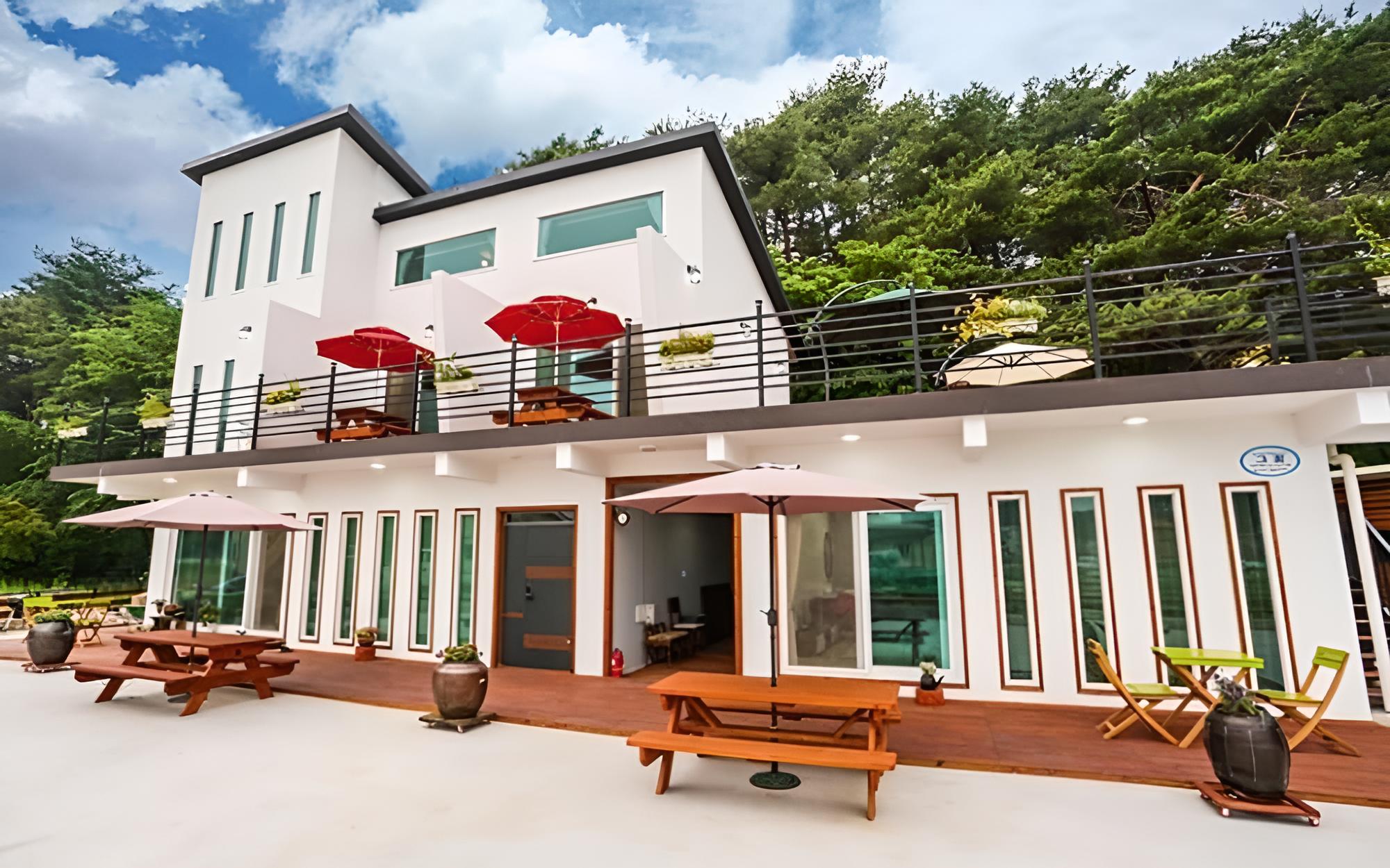 Gangneung Geukkot Pension