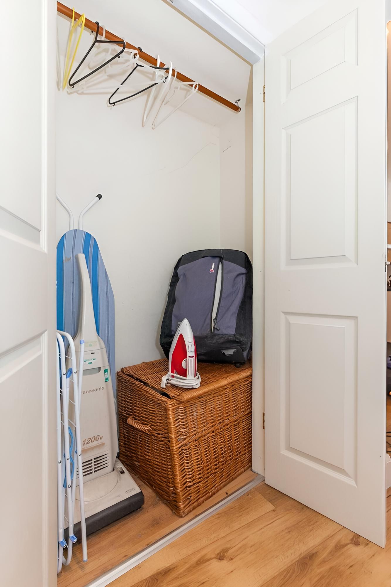 Bright Studio Walk Score 91 Wi-fi Sleeps 2
