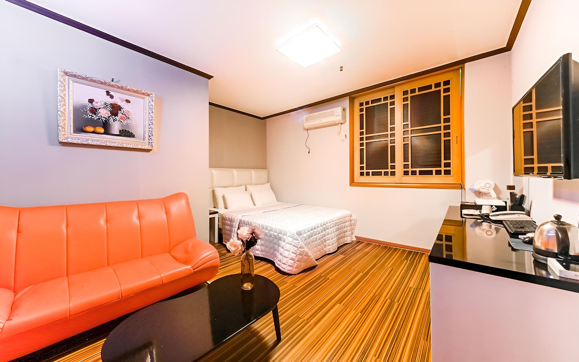 Busan Hadan Green Hill