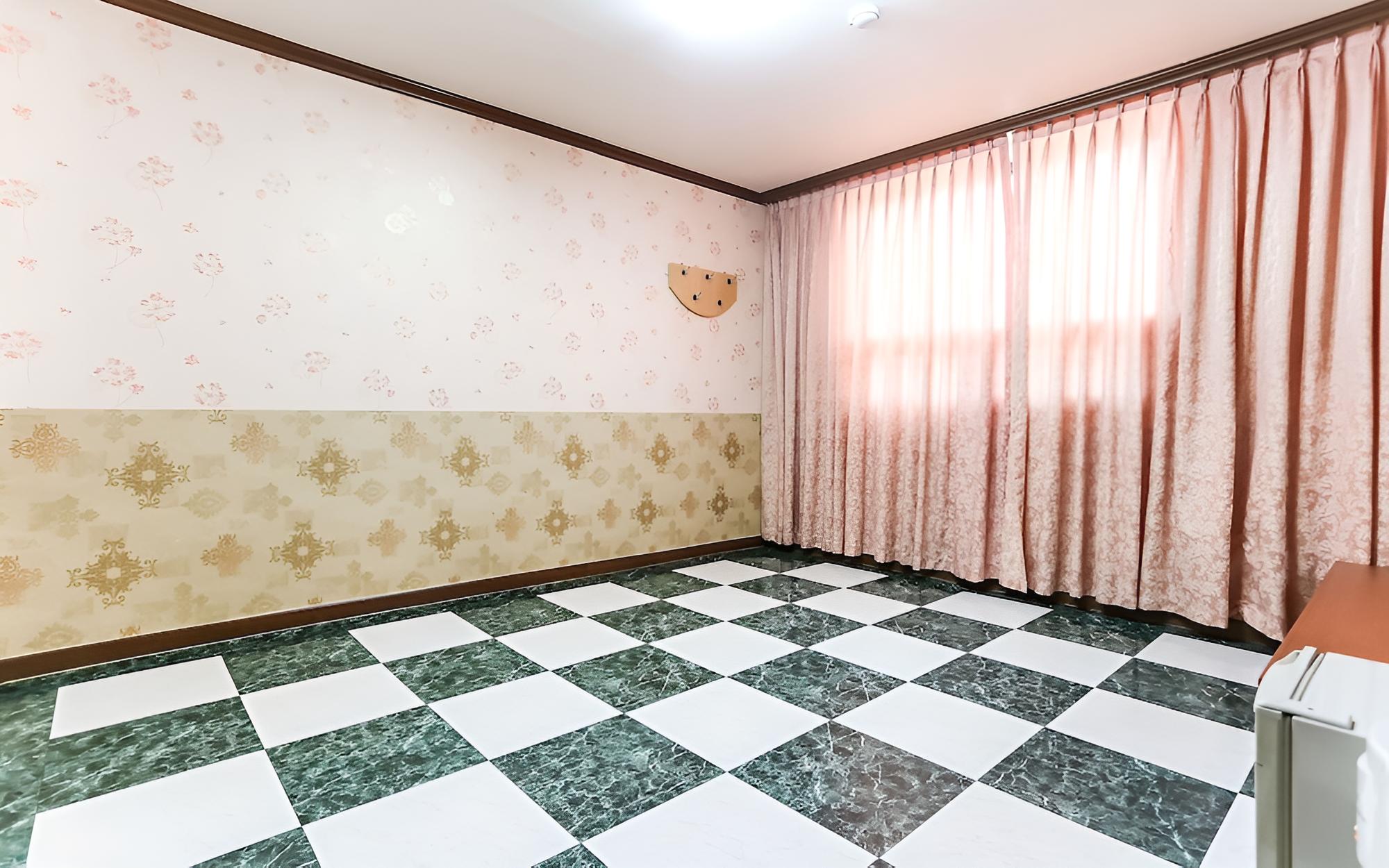Gangneung Gyeongpodae Donghae Motel