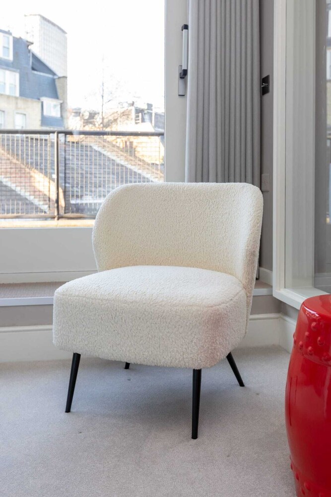 Stunning 3 Bedroom Flat in Covent Garden