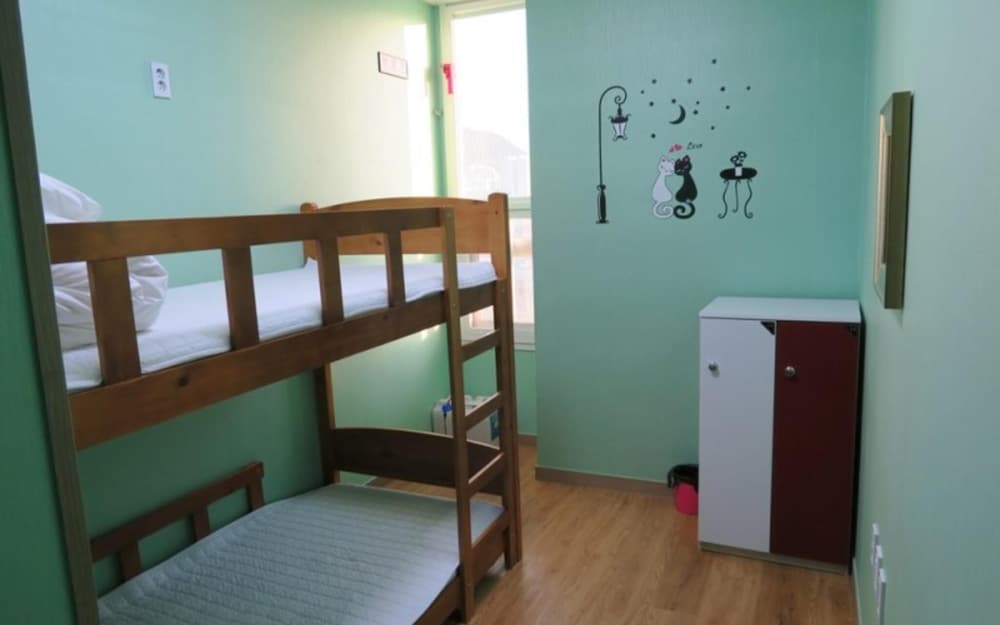 Busan Hyu Plus Guest House