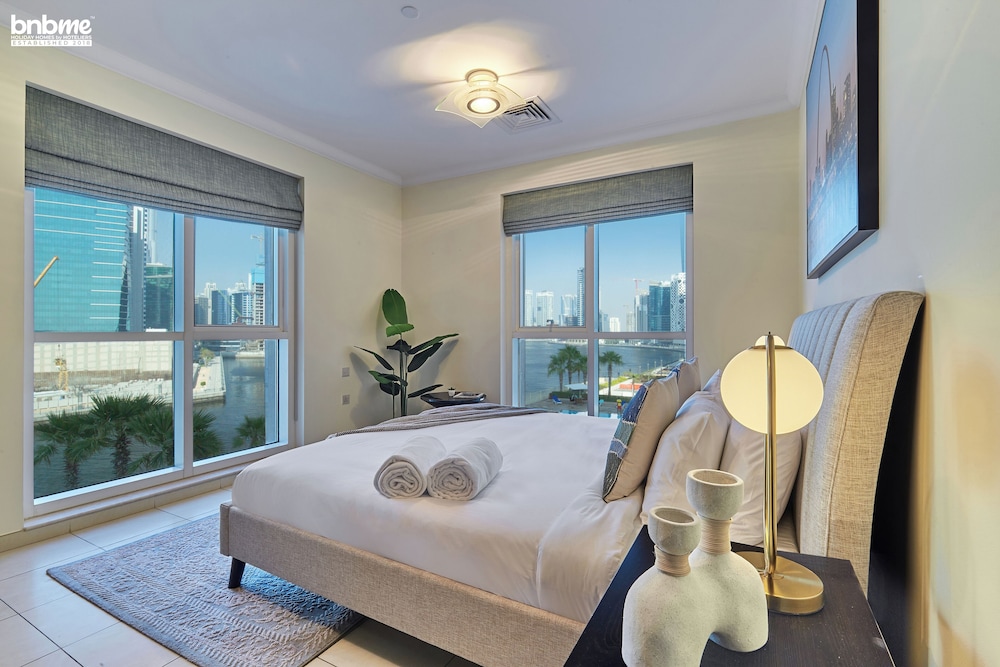 Bnbme - Churchill Towers 1 Bedroom Canal View