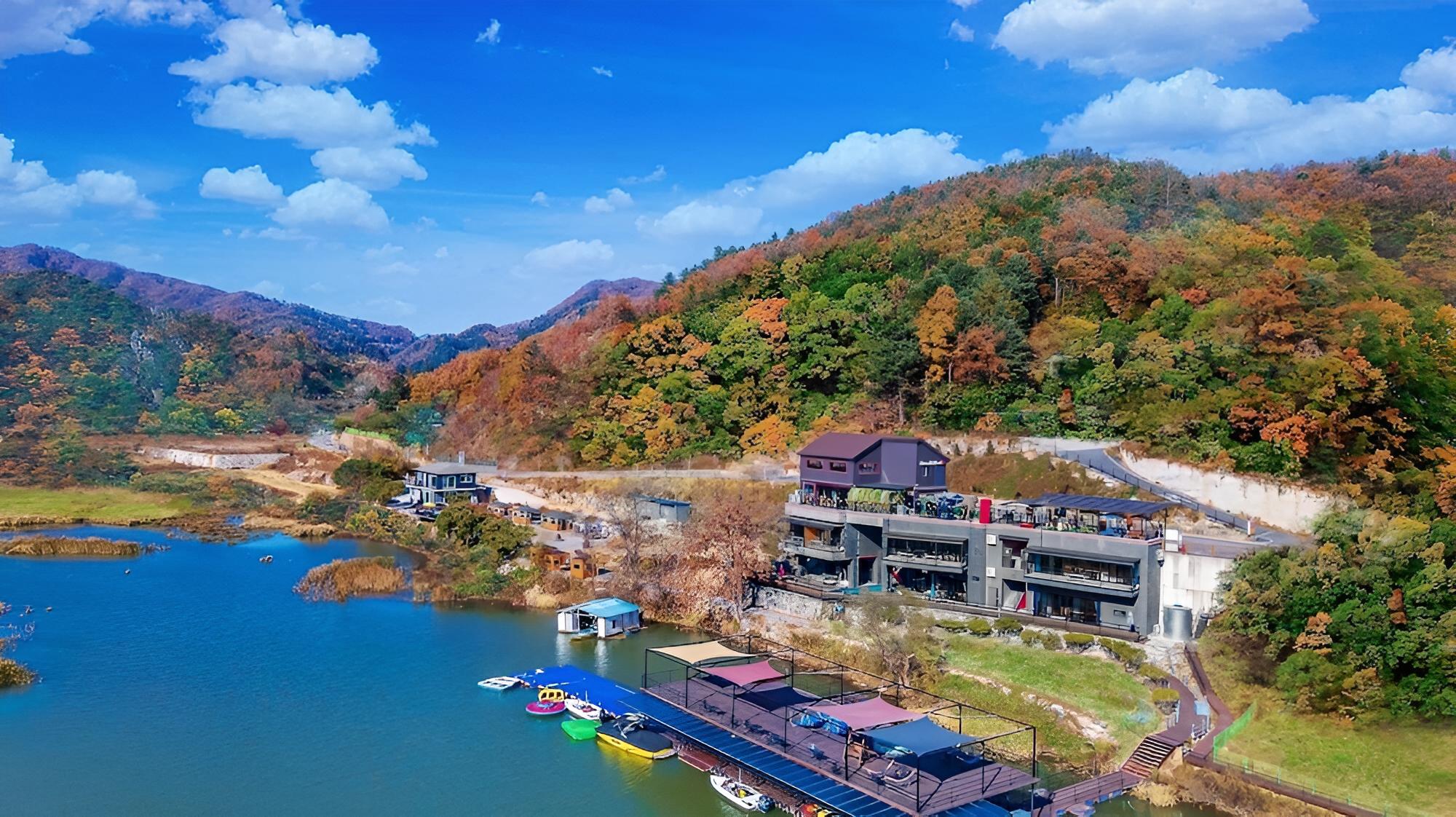 Gapyeong River52 Road Pension