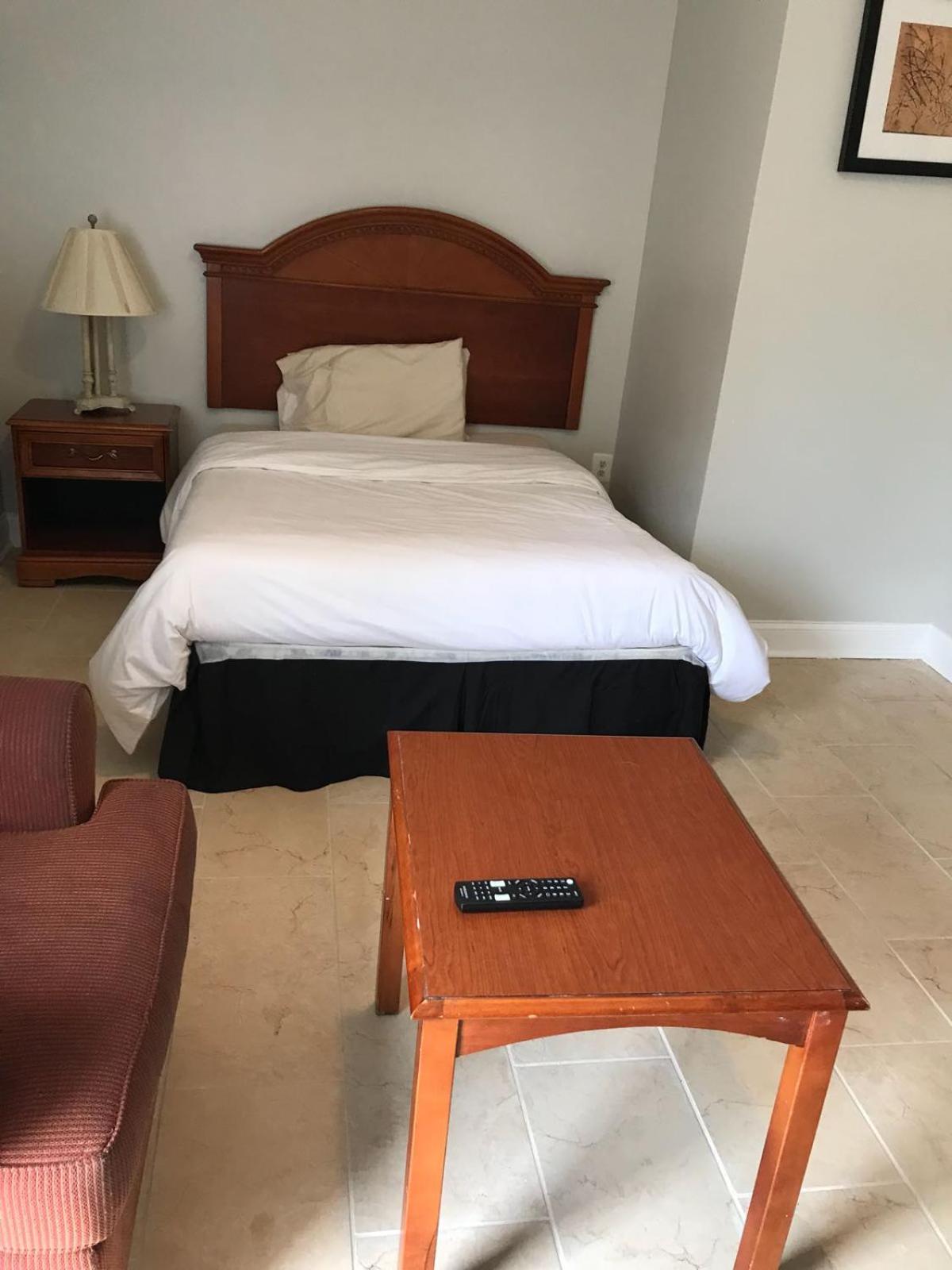 Red Carpet Inn, Alexandria