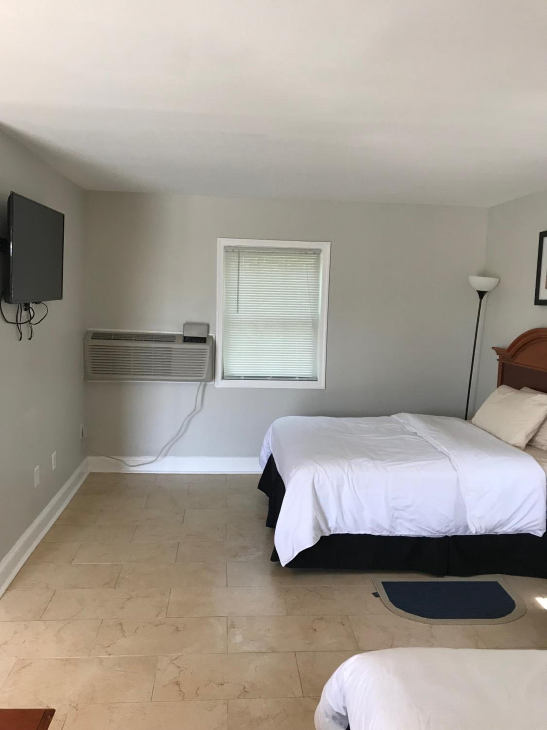 Red Carpet Inn, Alexandria