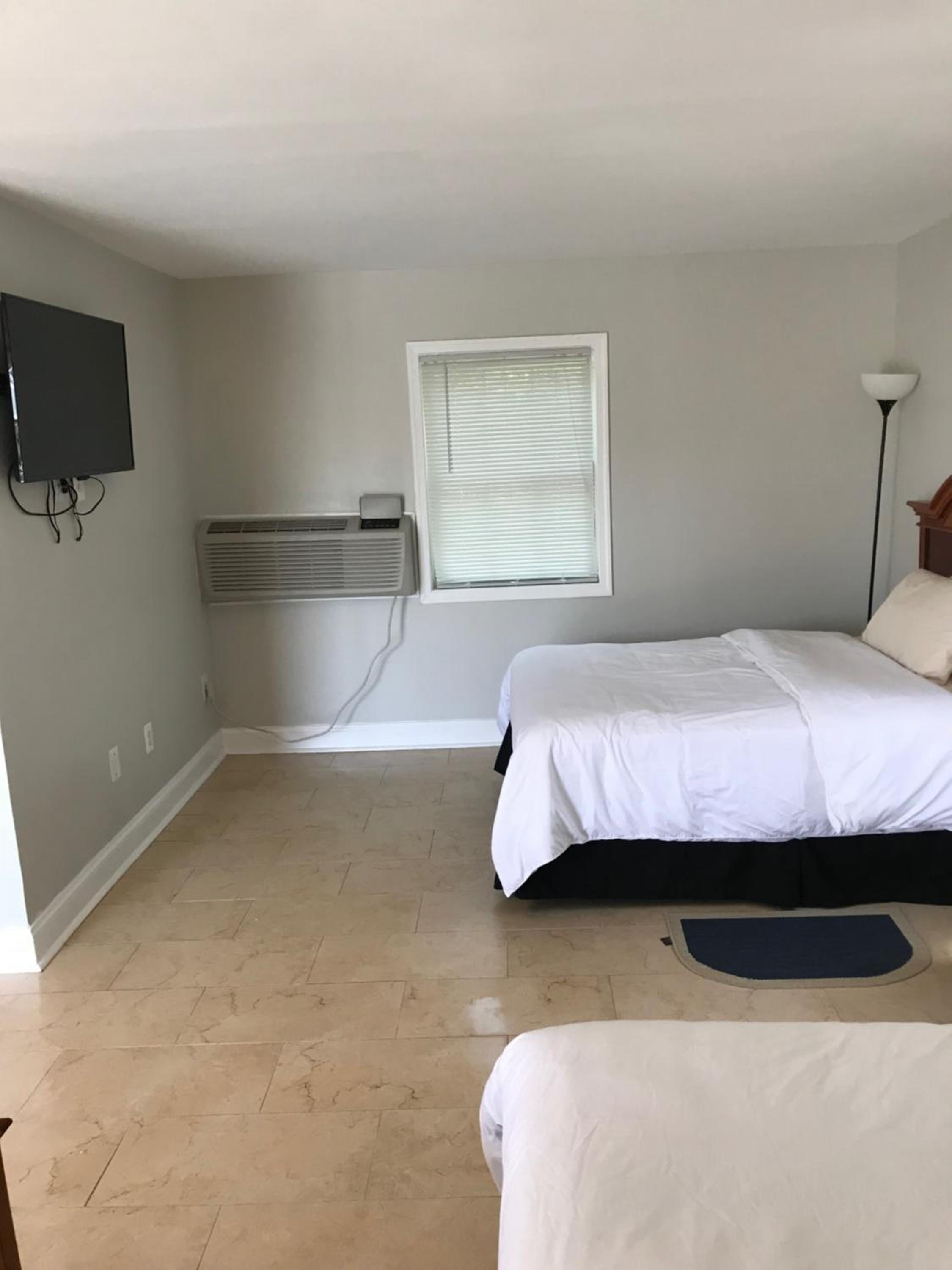 Red Carpet Inn, Alexandria