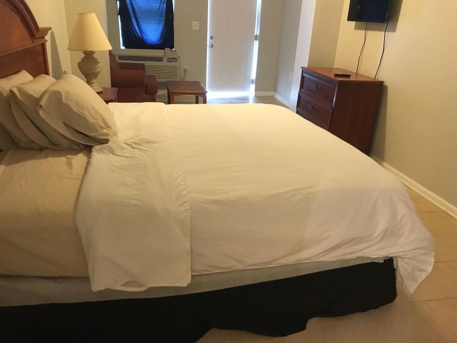 Red Carpet Inn, Alexandria
