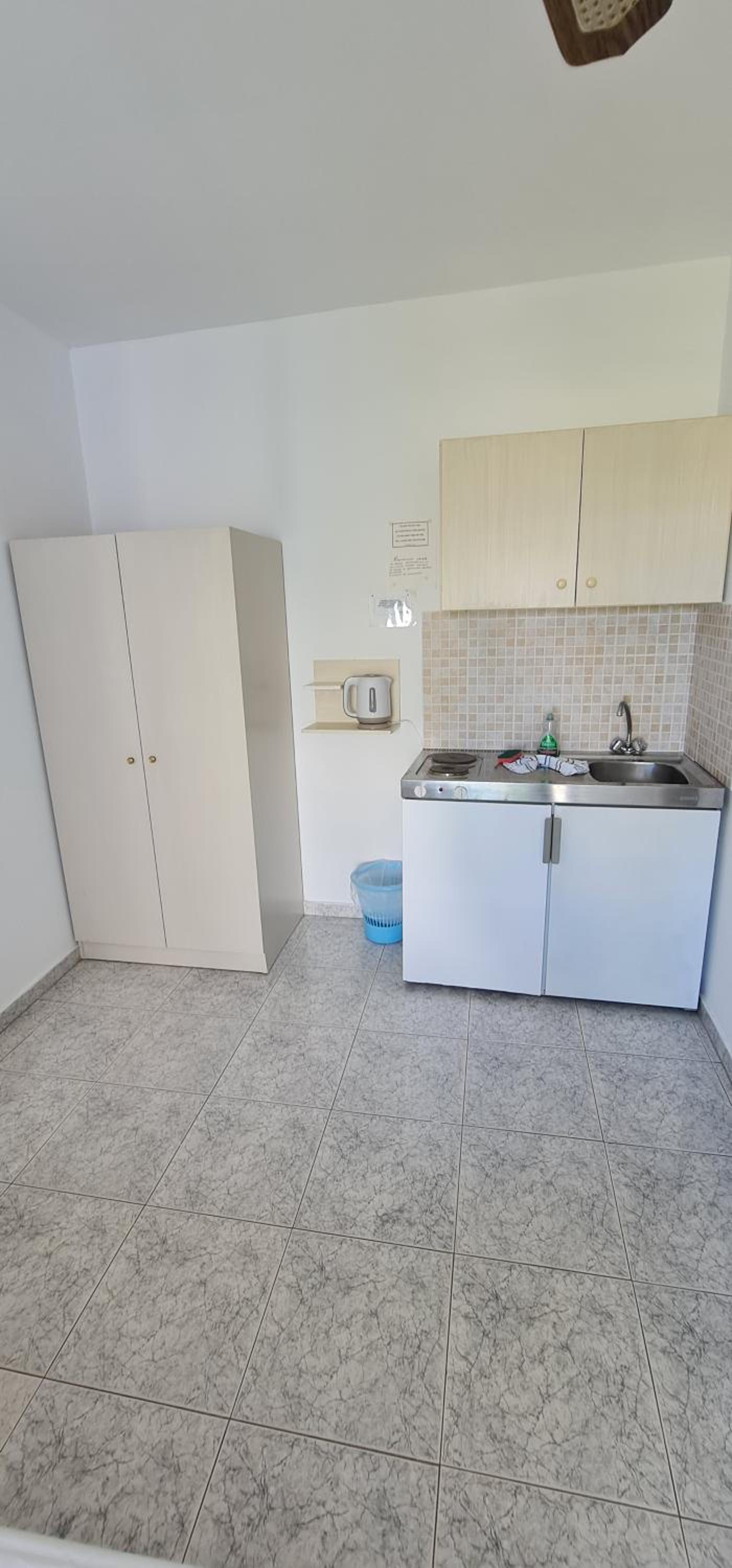 Elarin studios & apartments