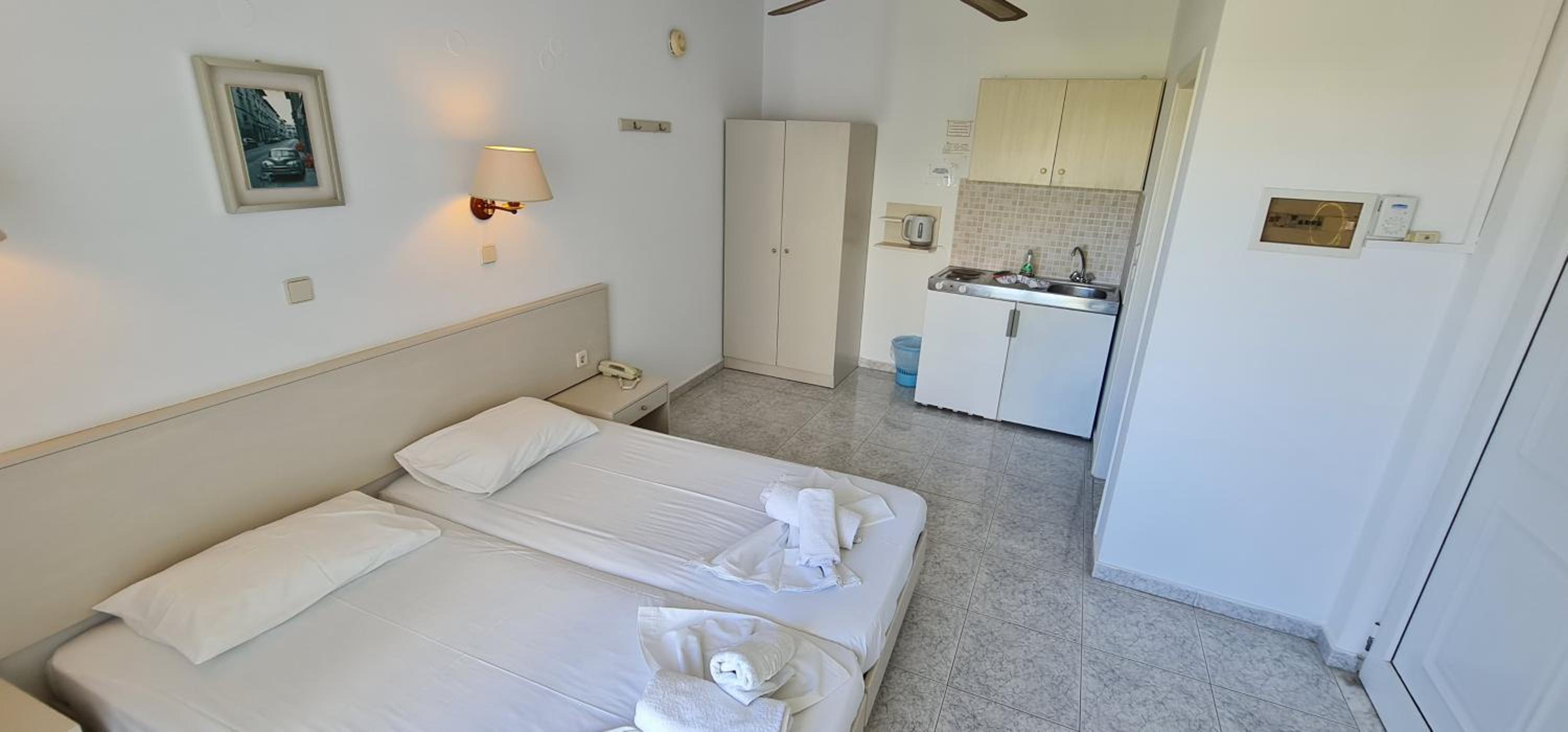 Elarin studios & apartments