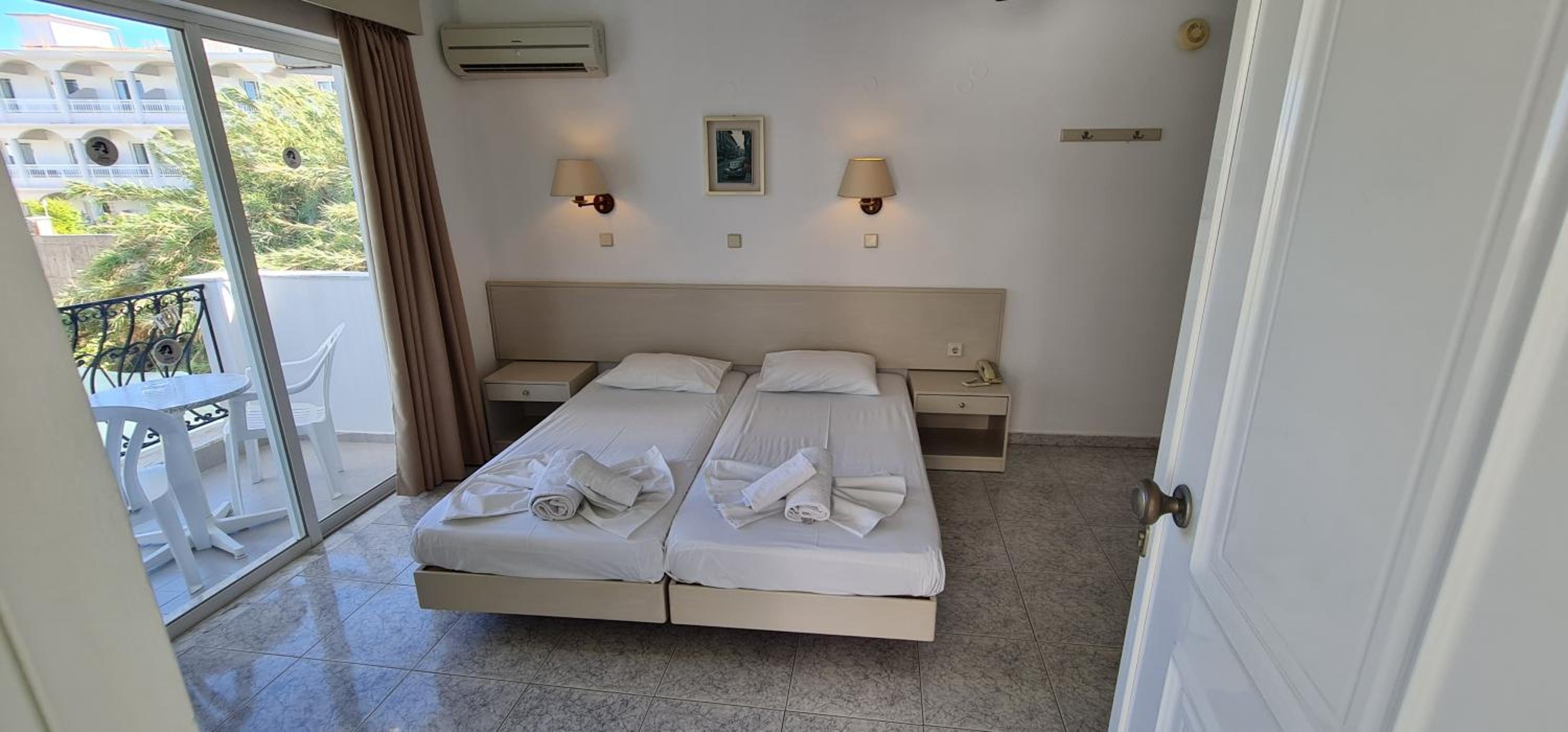 Elarin studios & apartments
