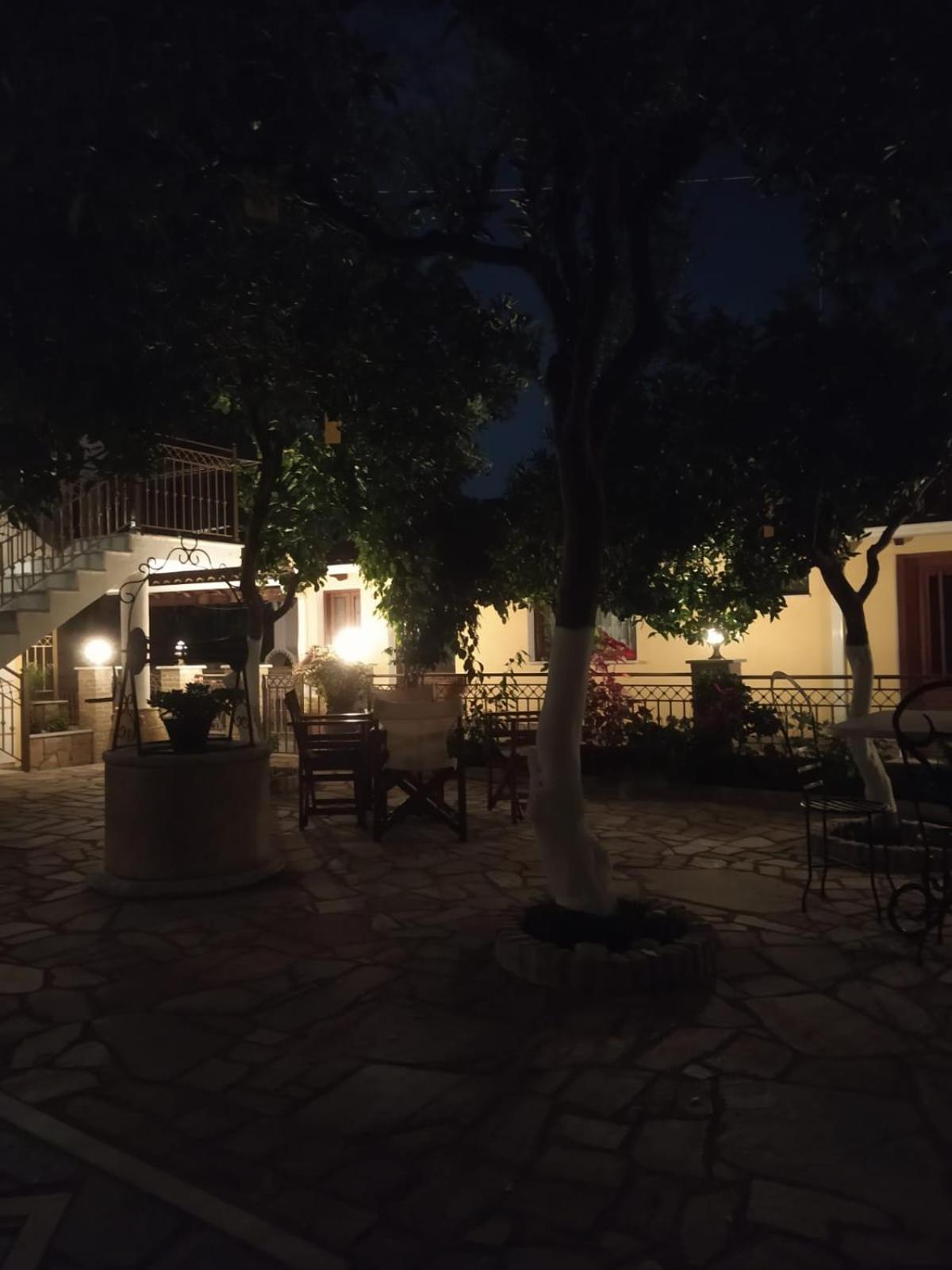 Villa Avli