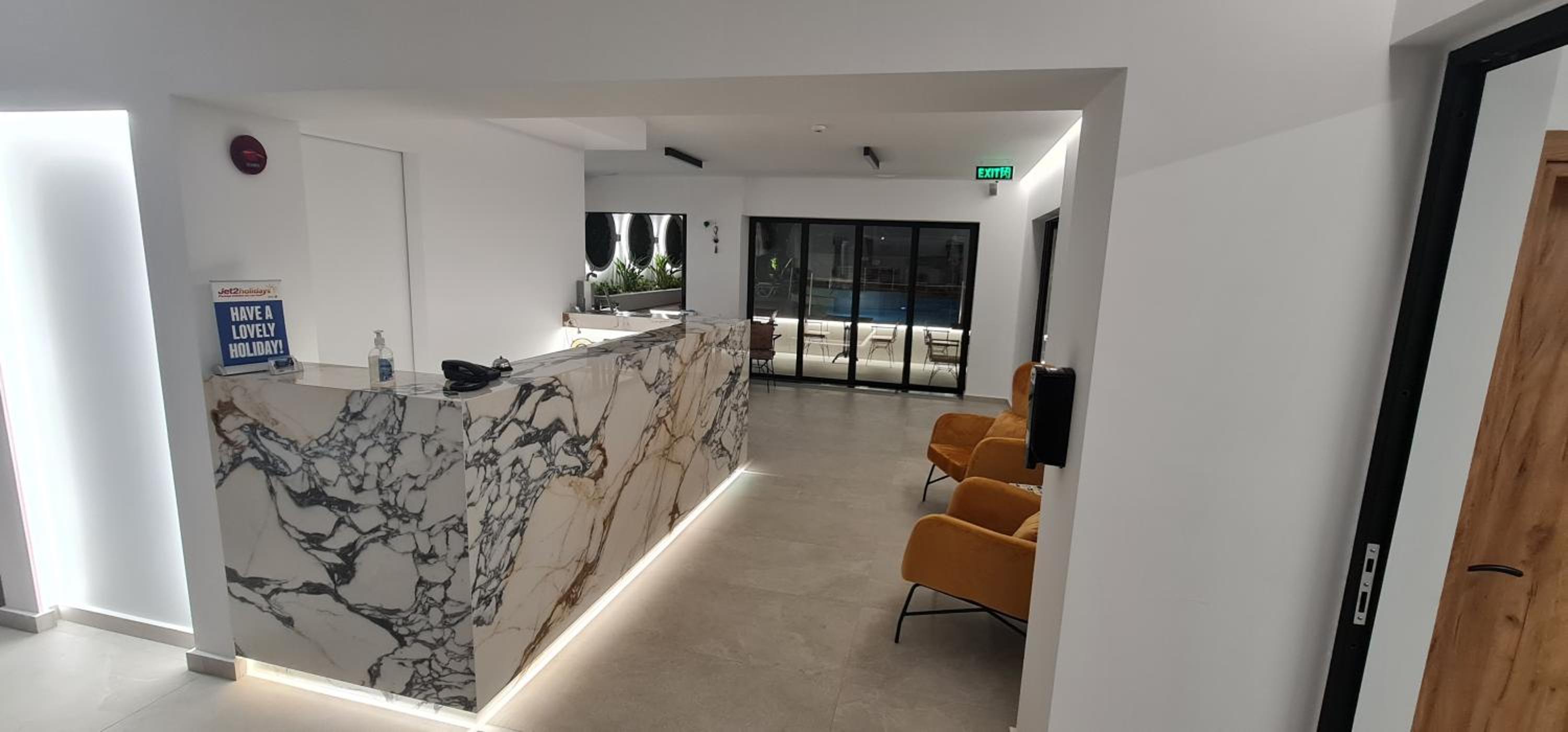 Elarin studios & apartments