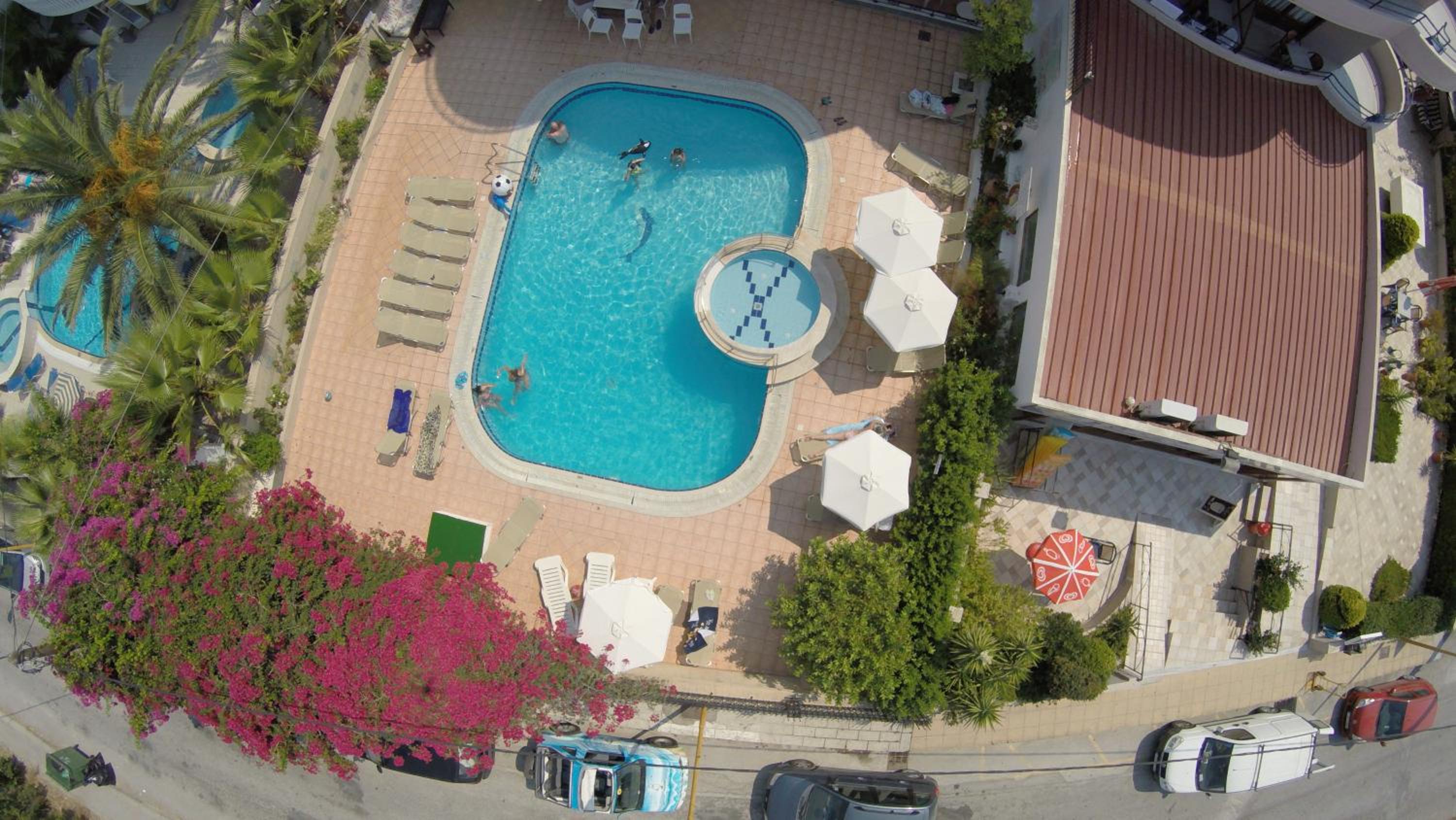 Elarin studios & apartments