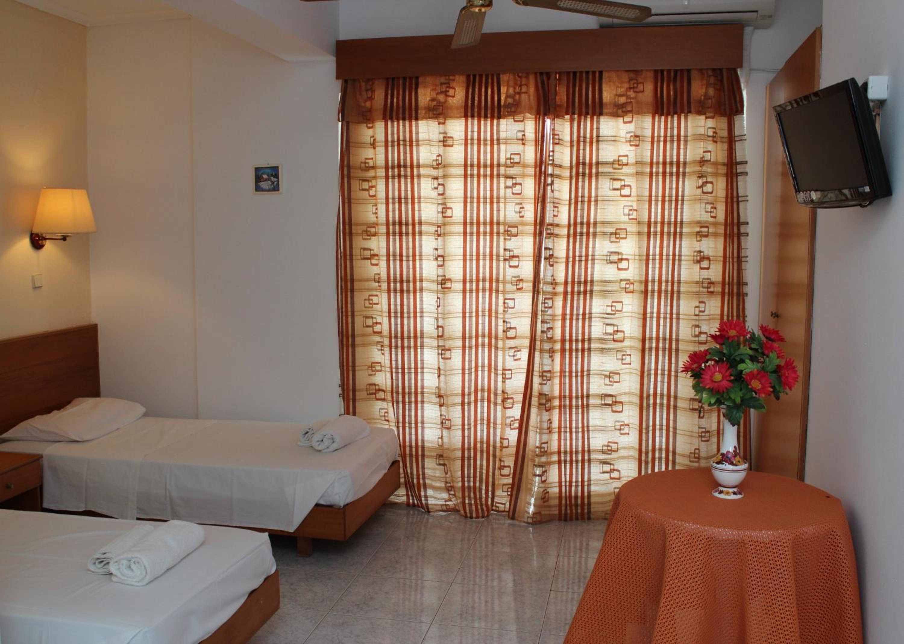 Elarin studios & apartments