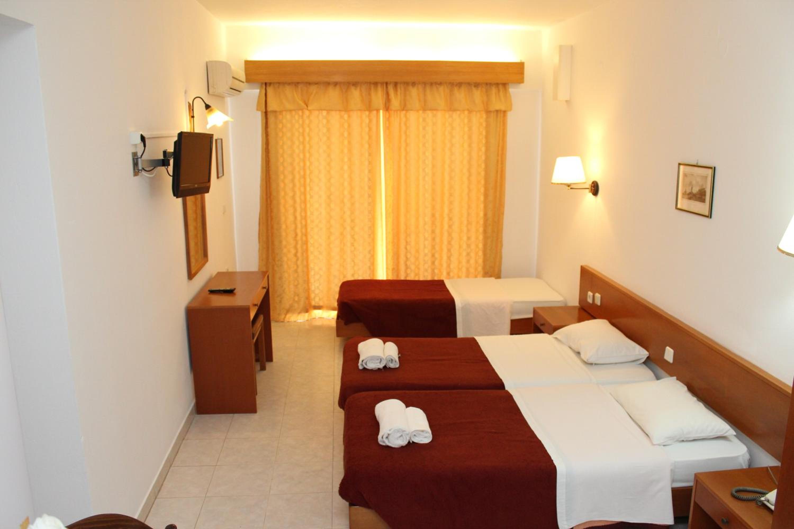 Elarin studios & apartments