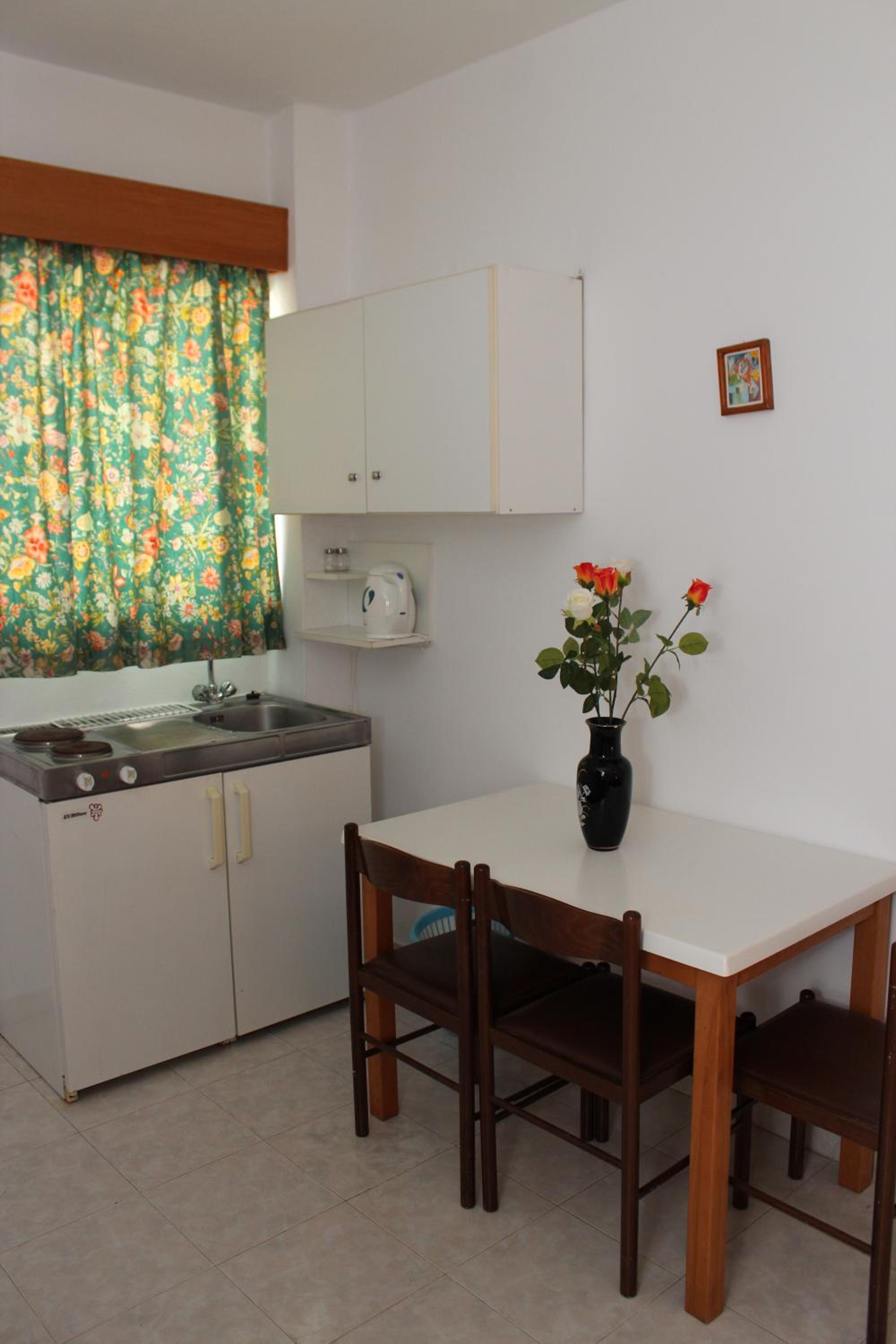 Elarin studios & apartments