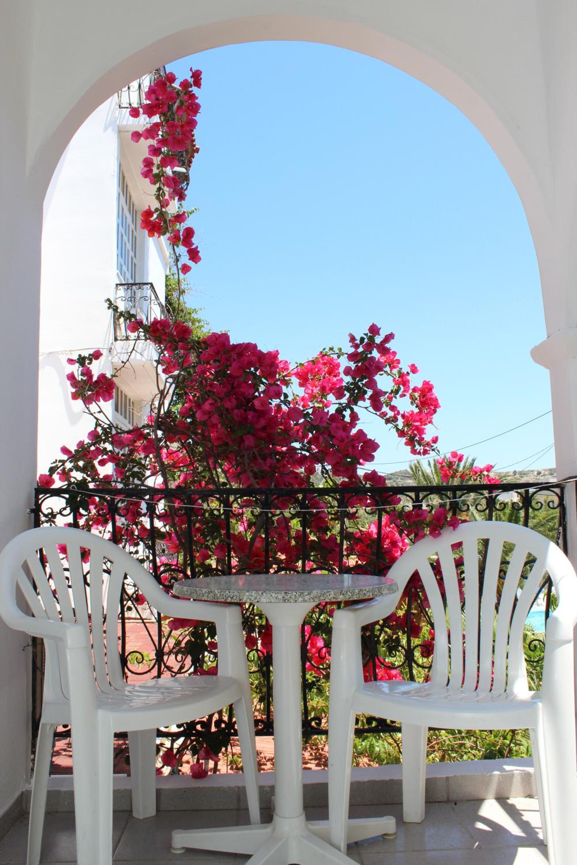 Elarin studios & apartments