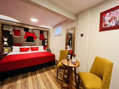 MONTREAL MAGDALENA HOTEL