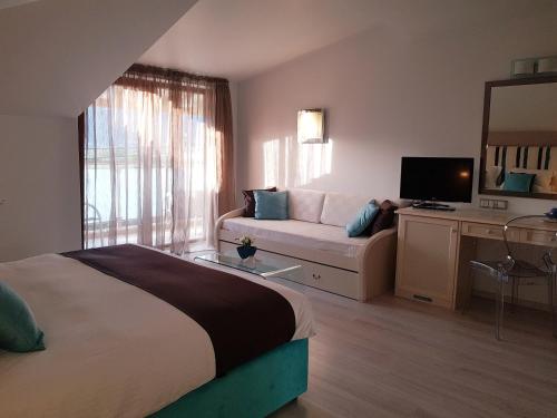 Superior Double Room photo 2