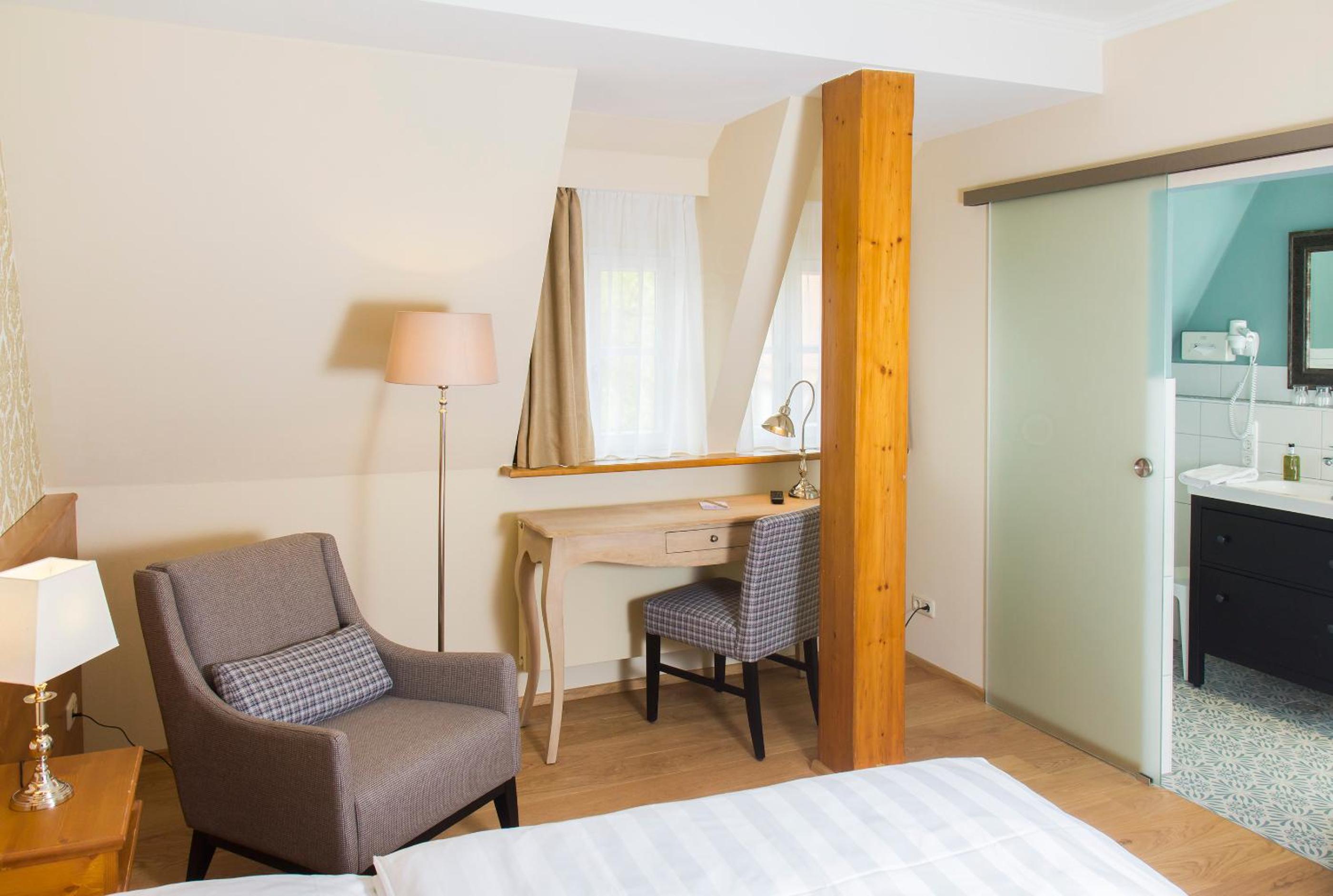 Standard Double Room - Photo 2