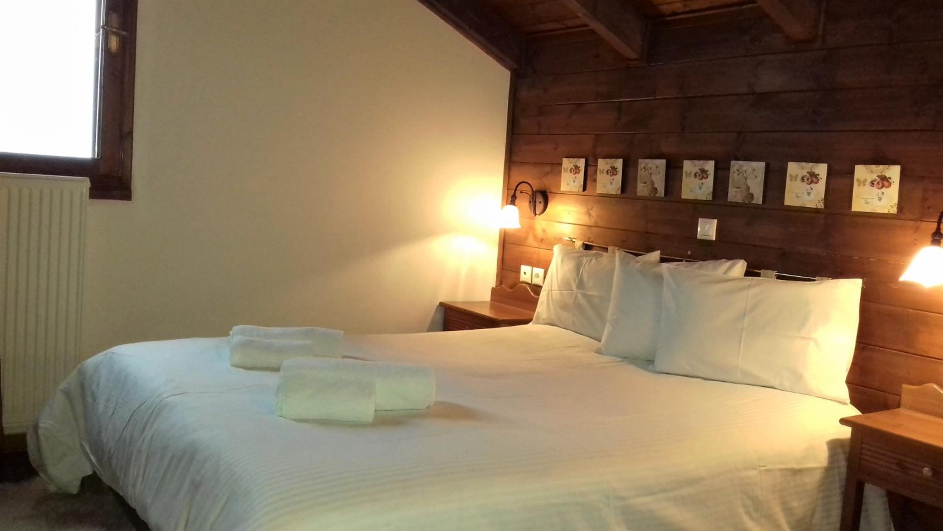 Economy Double Room photo 3