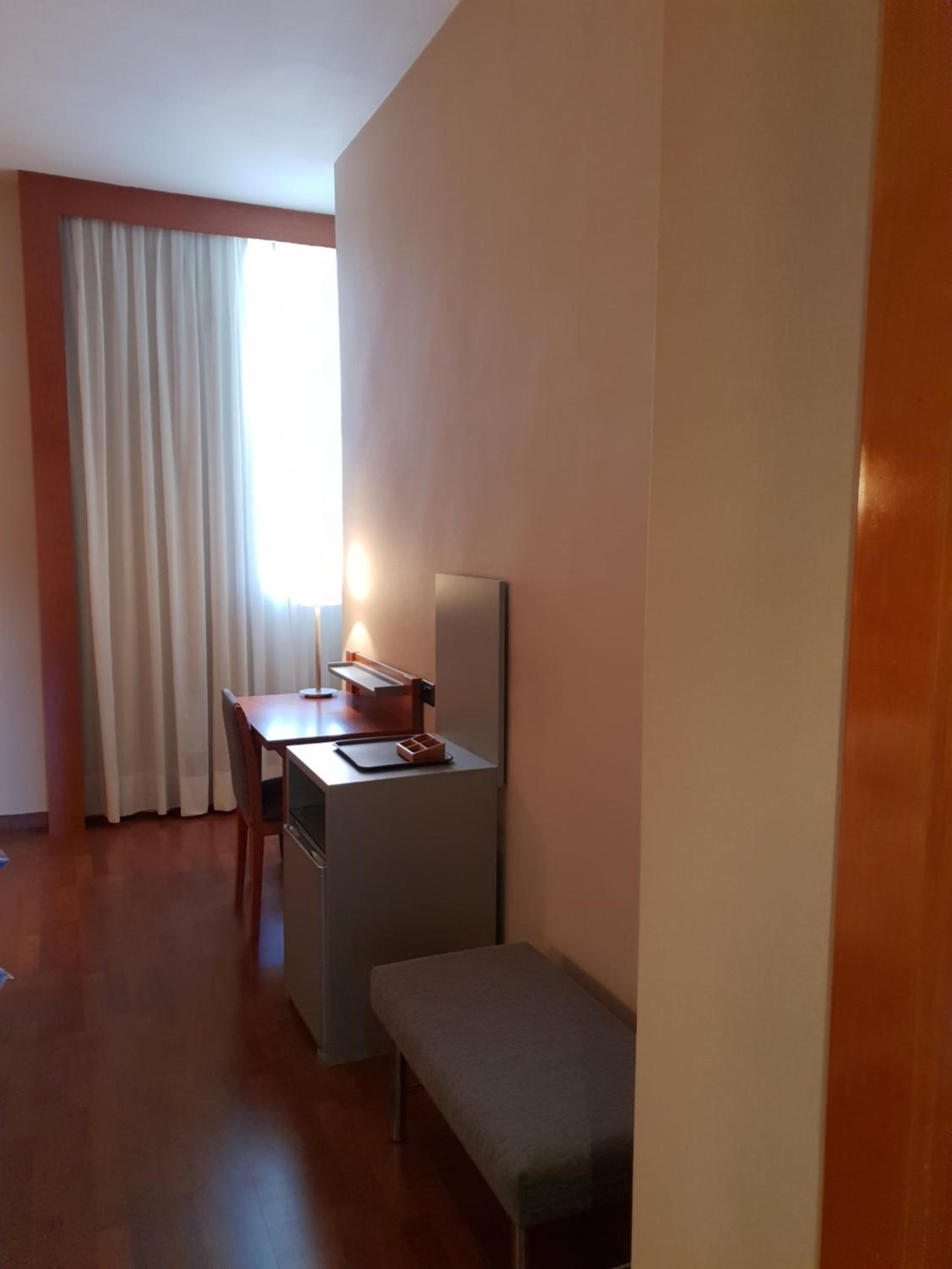 Deluxe Double Room with Shower photo 2