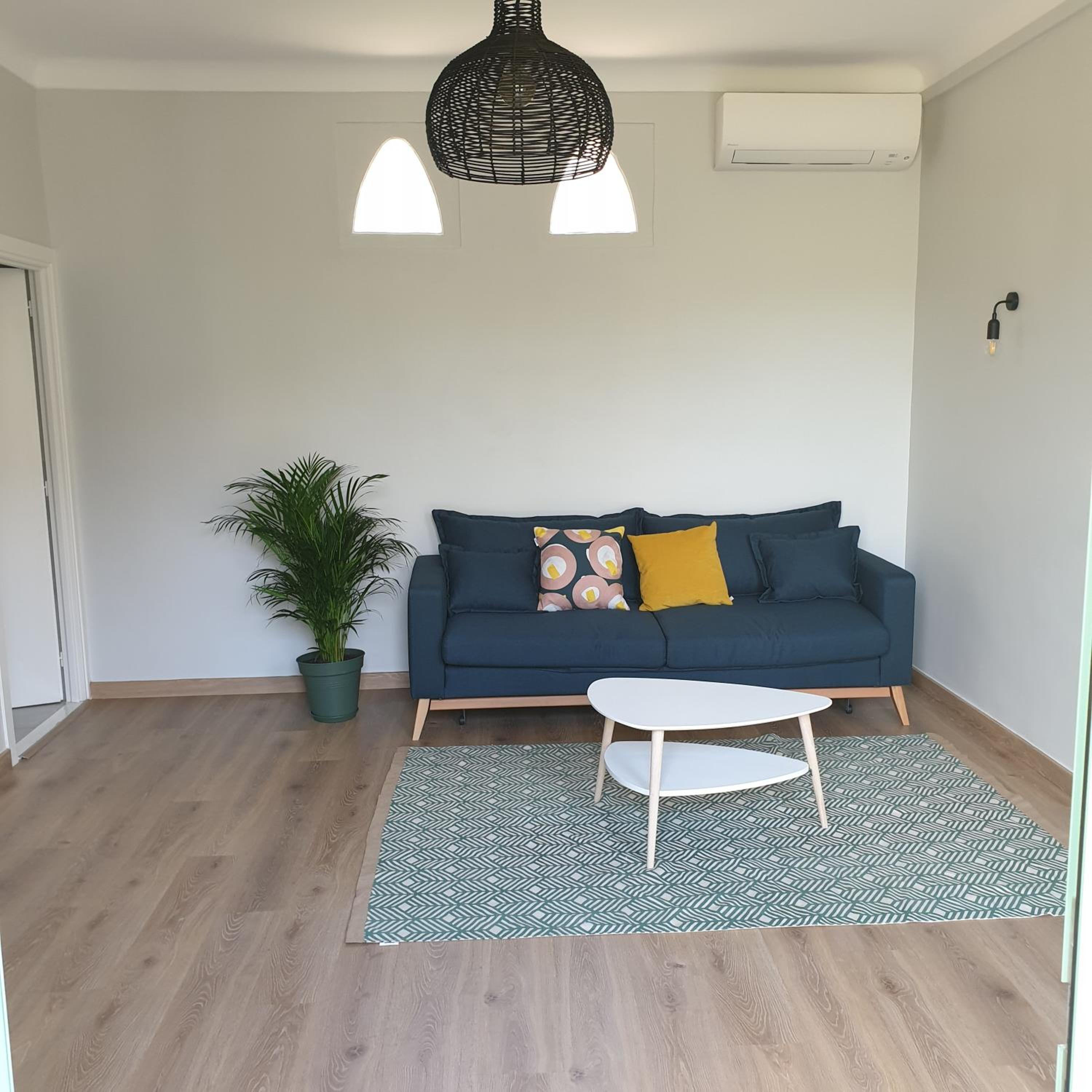 Apartment with Balcony photo 1