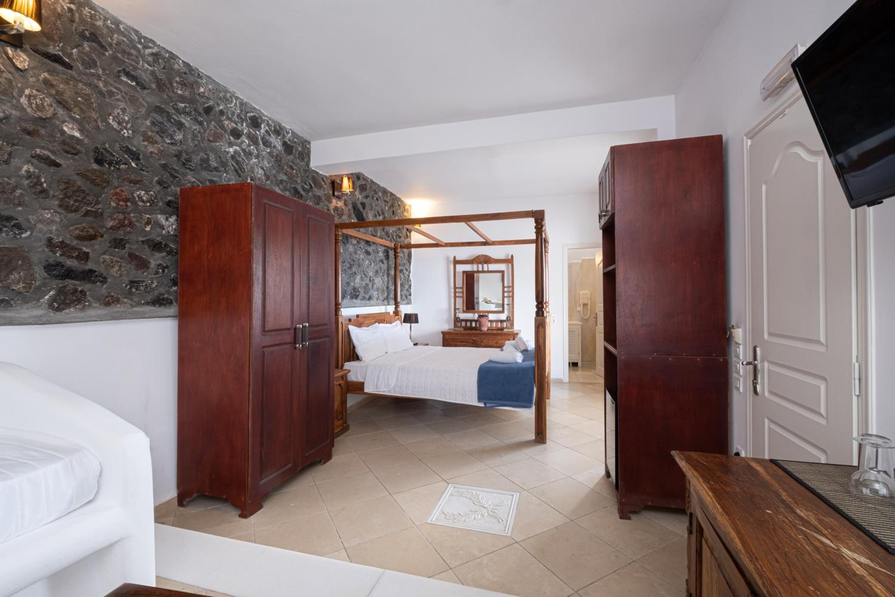 Executive Family Room with Caldera View	 photo 2