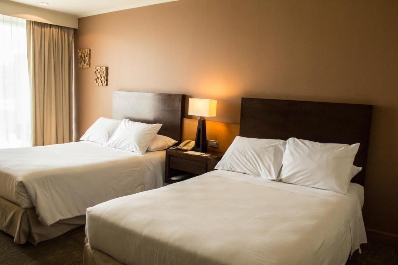 Deluxe Double Room with Two Double Beds photo 1