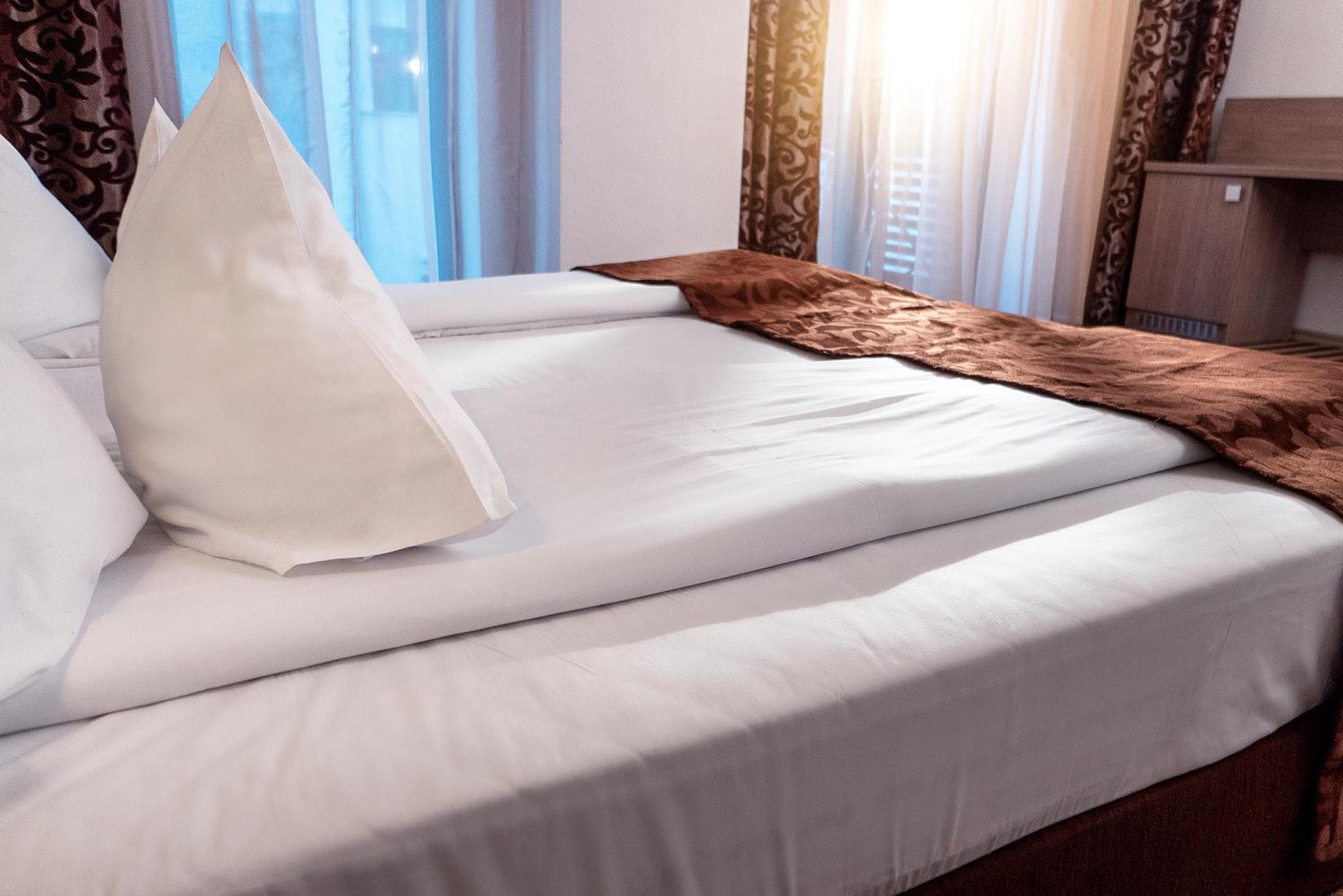 Double or Twin Room with View and Pool Access