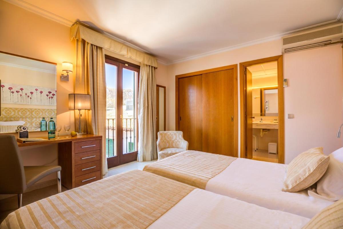 Standard Twin Room - Photo 4