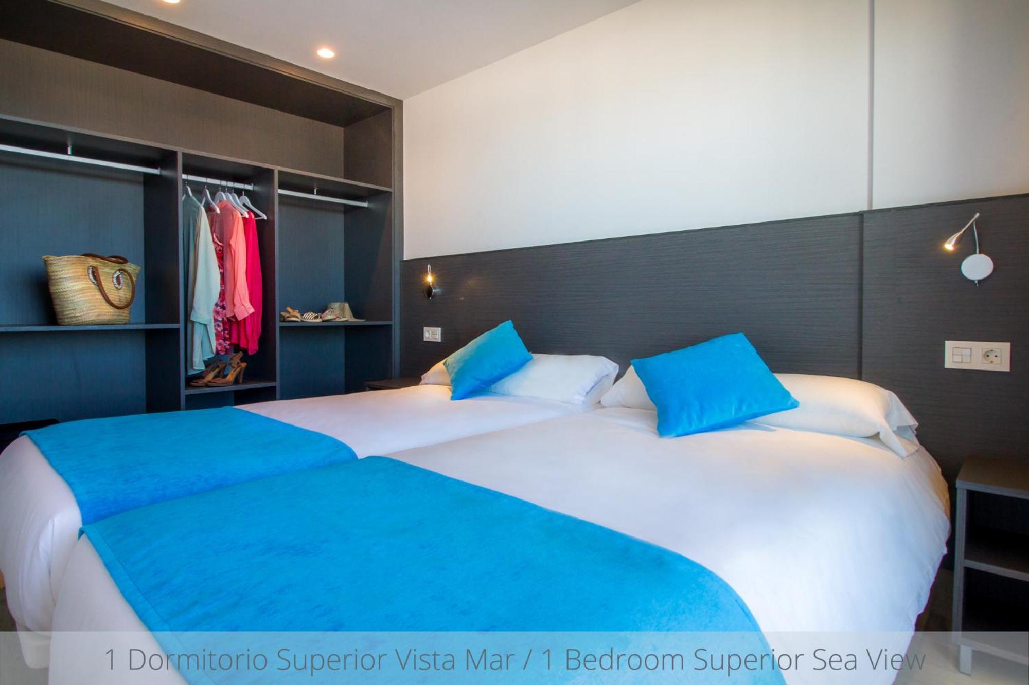Superior One-Bedroom Apartment with Sea View photo 1