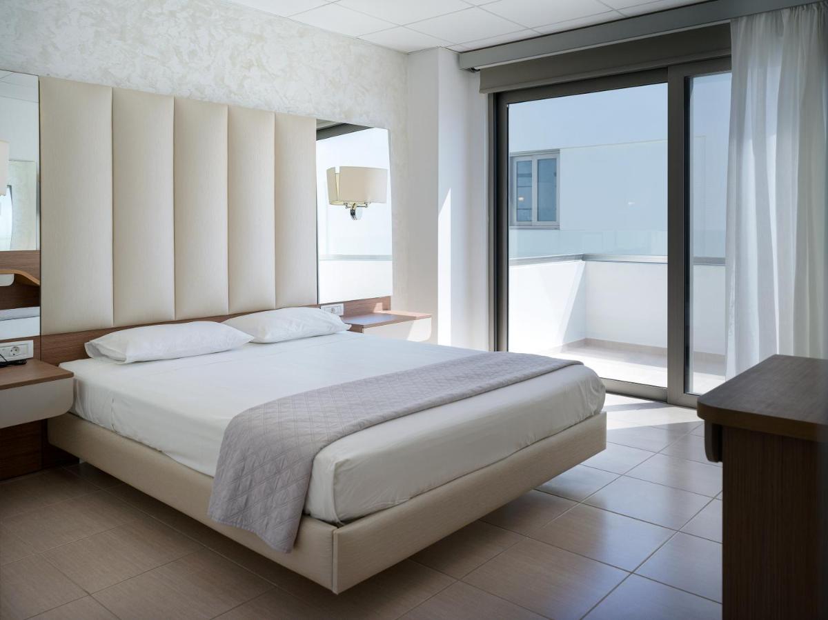 Suite with Sea View photo 2