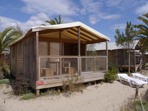 Bungalow photo 1
