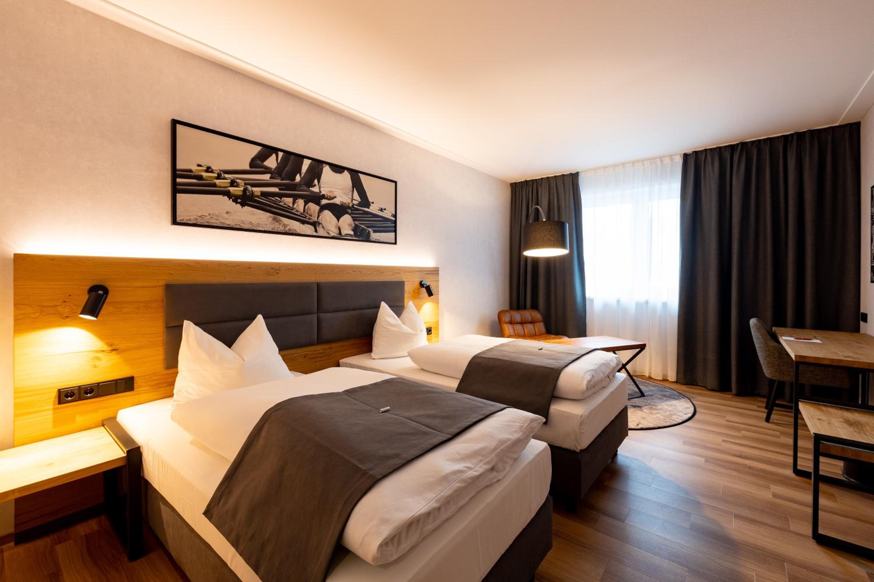 Standard Twin Room photo 3