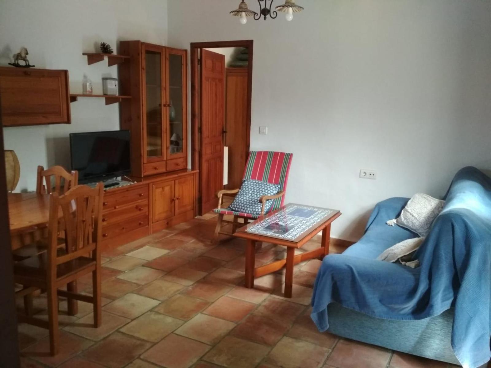 Cottage (4 Adults)