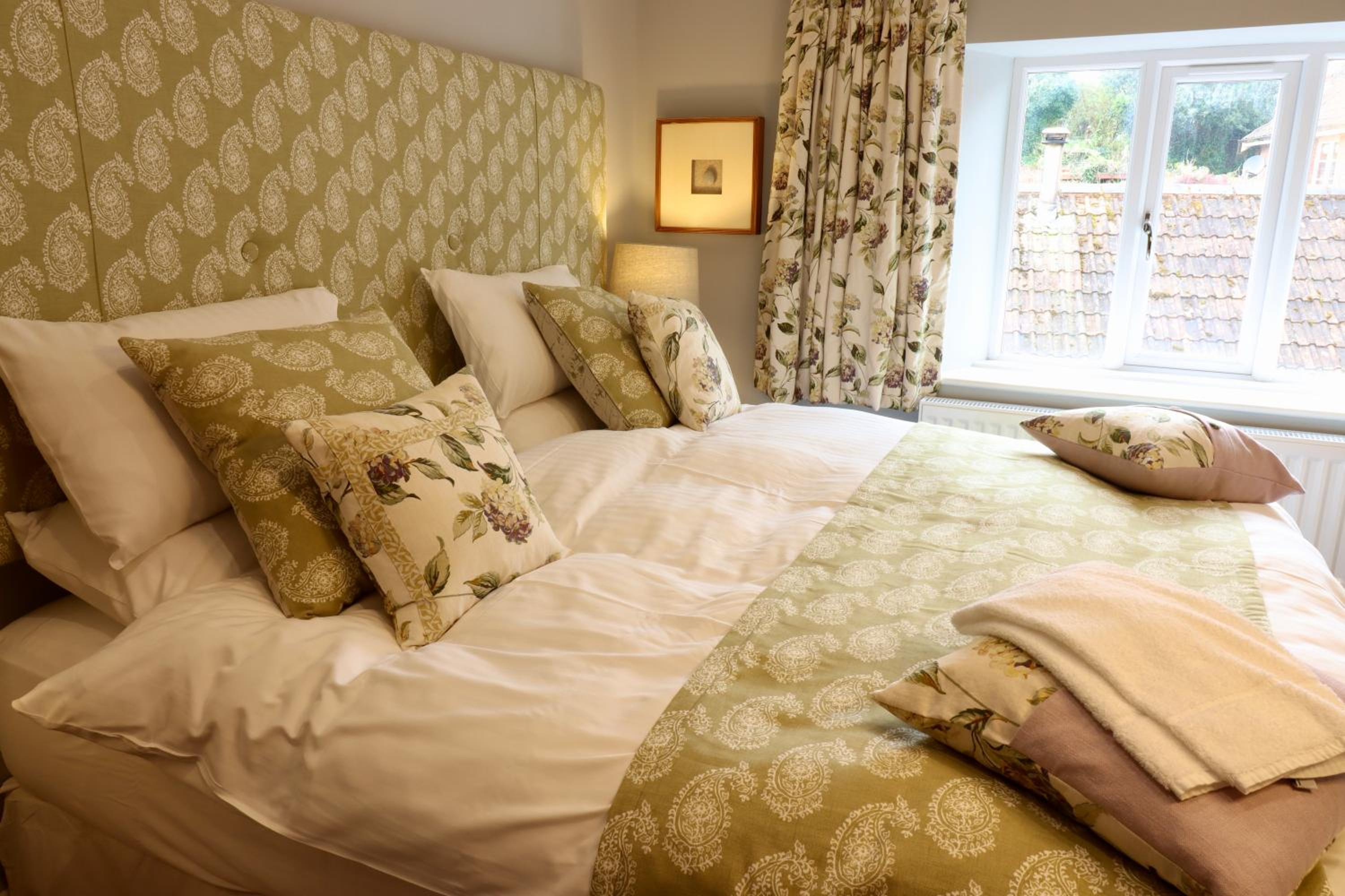 Deluxe Double or Twin Room photo 3