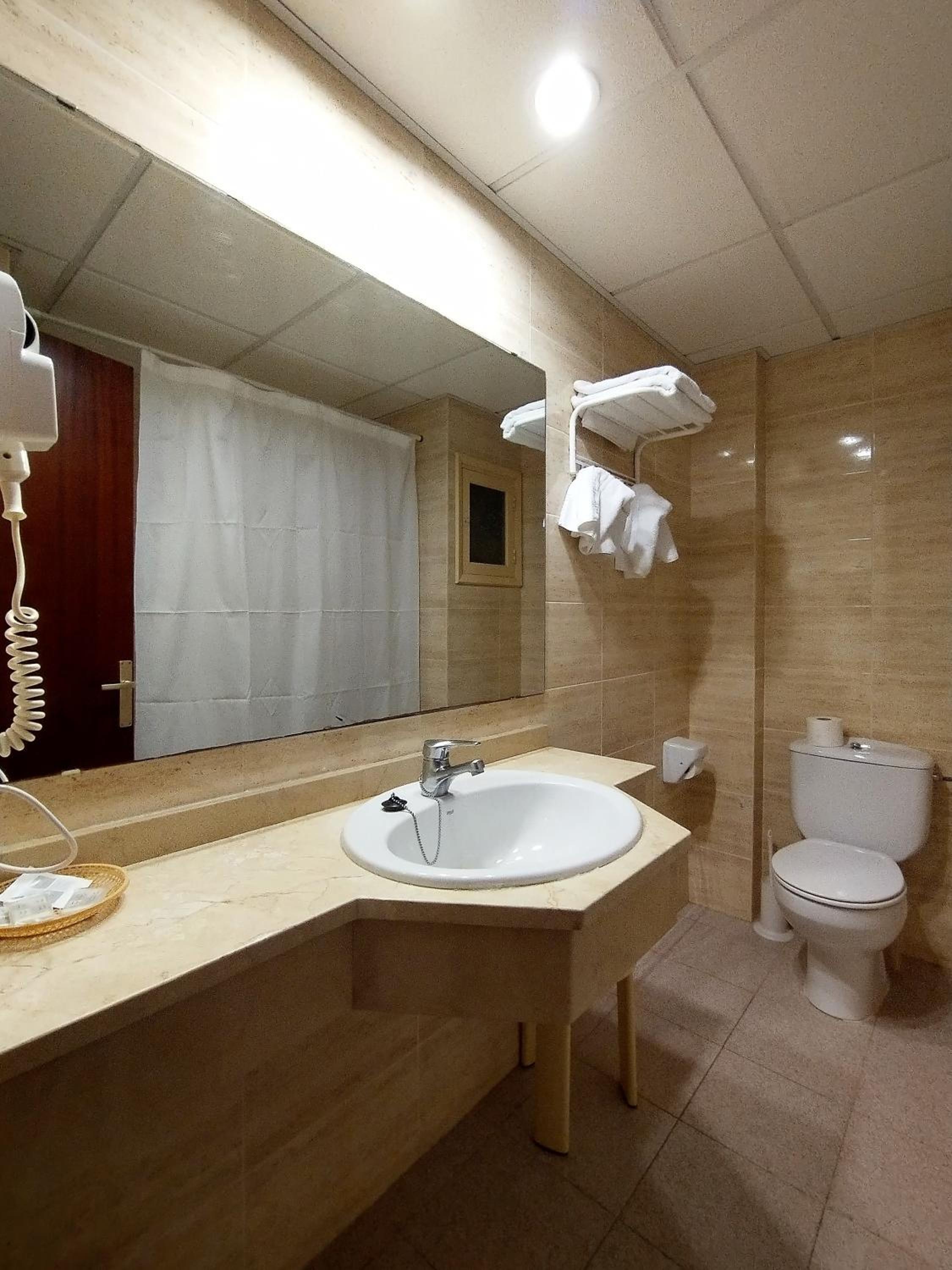 Twin Room with Terrace photo 3