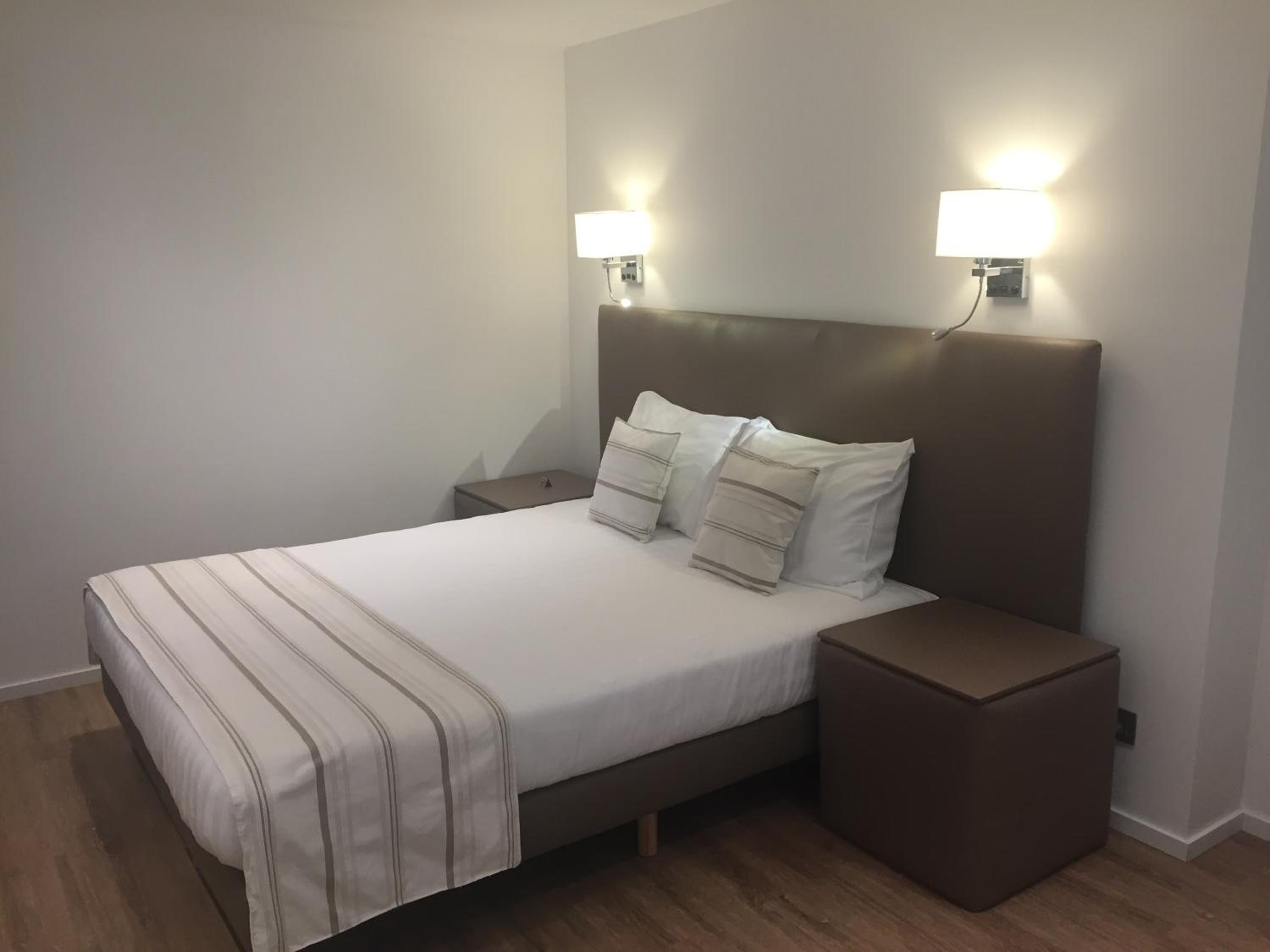 Superior Deluxe Double or Twin Room  photo 2