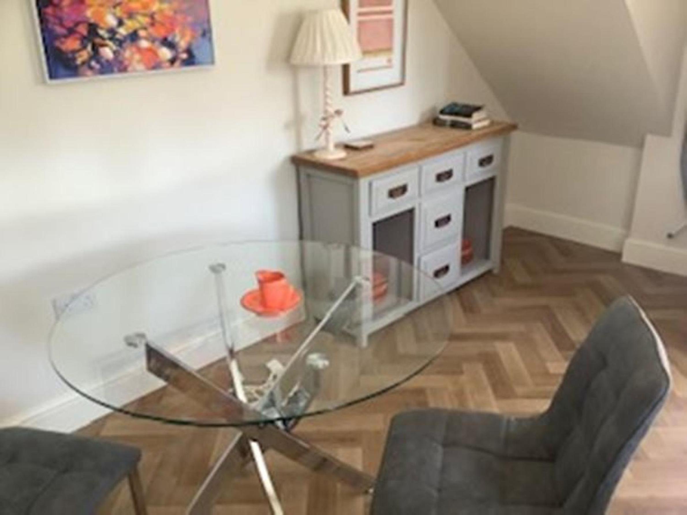 Apartment photo 3