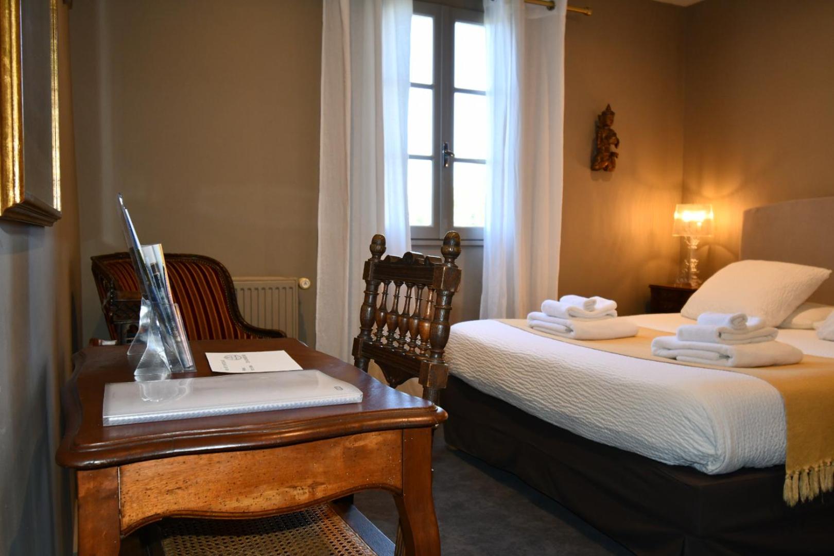 Yellow Double Room - Photo 4
