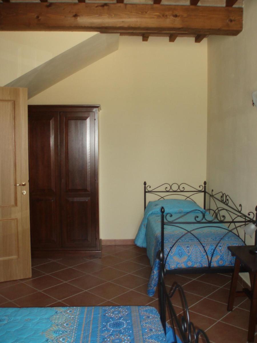 One-Bedroom Apartment (3 Adults) photo 3