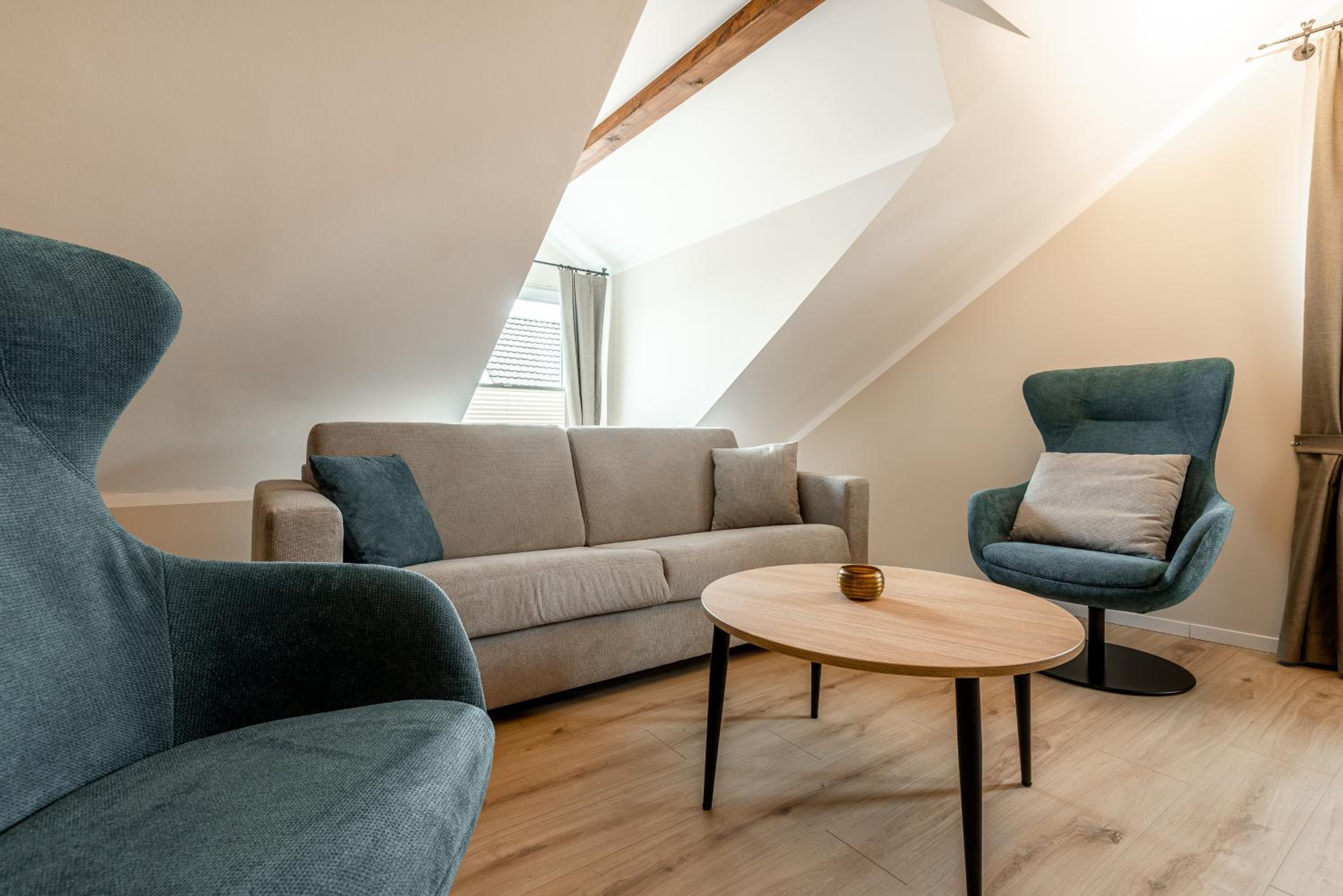 Family Room photo 3