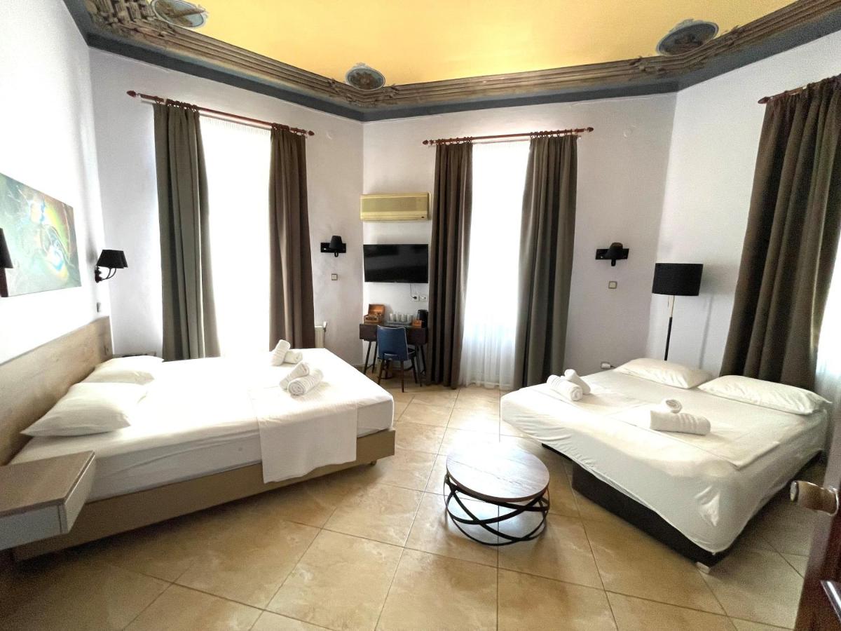 Deluxe Quadruple Room