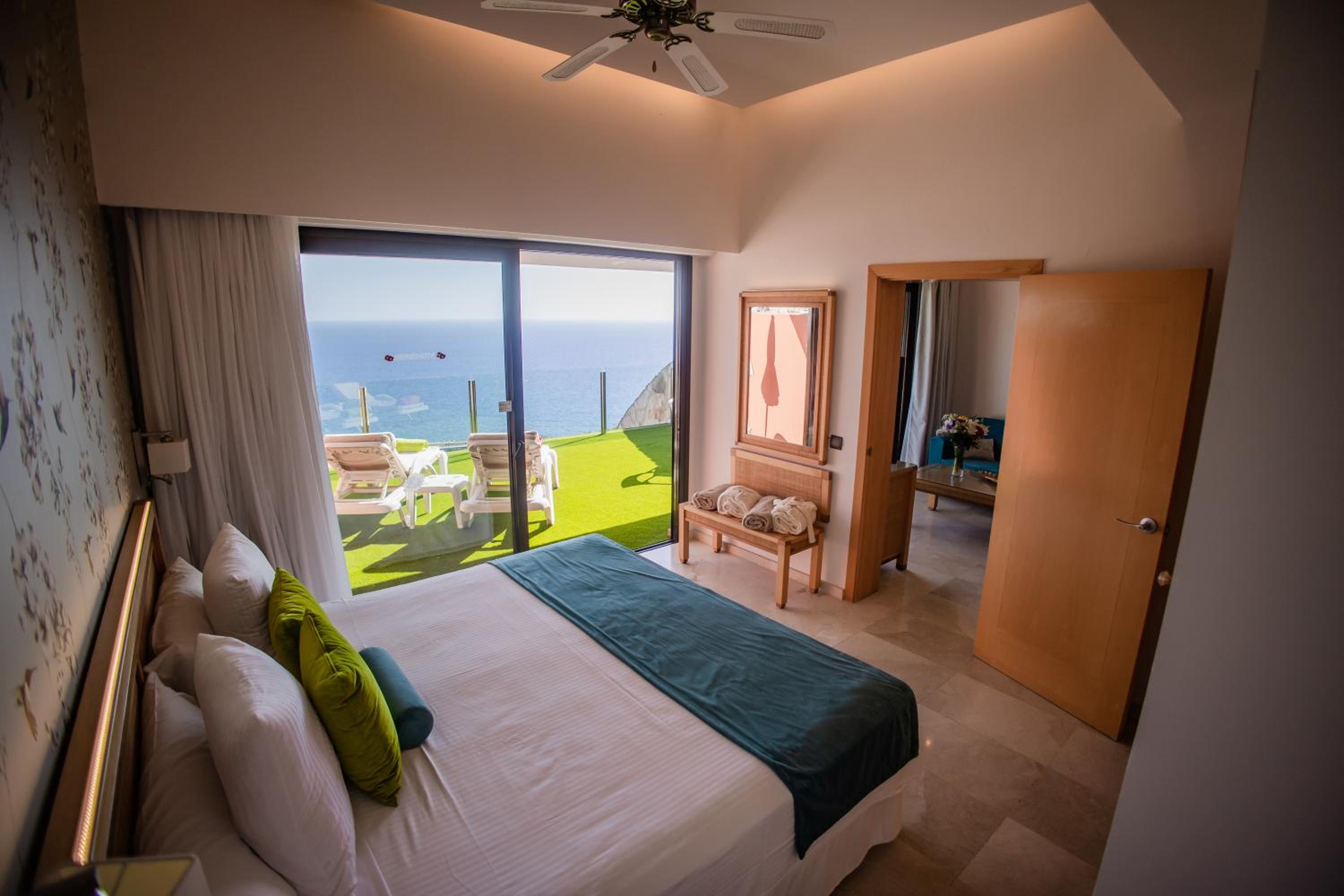 Top Floor Premium Apartment