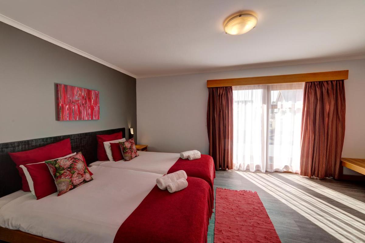 Deluxe Double or Twin Room with Balcony photo 2